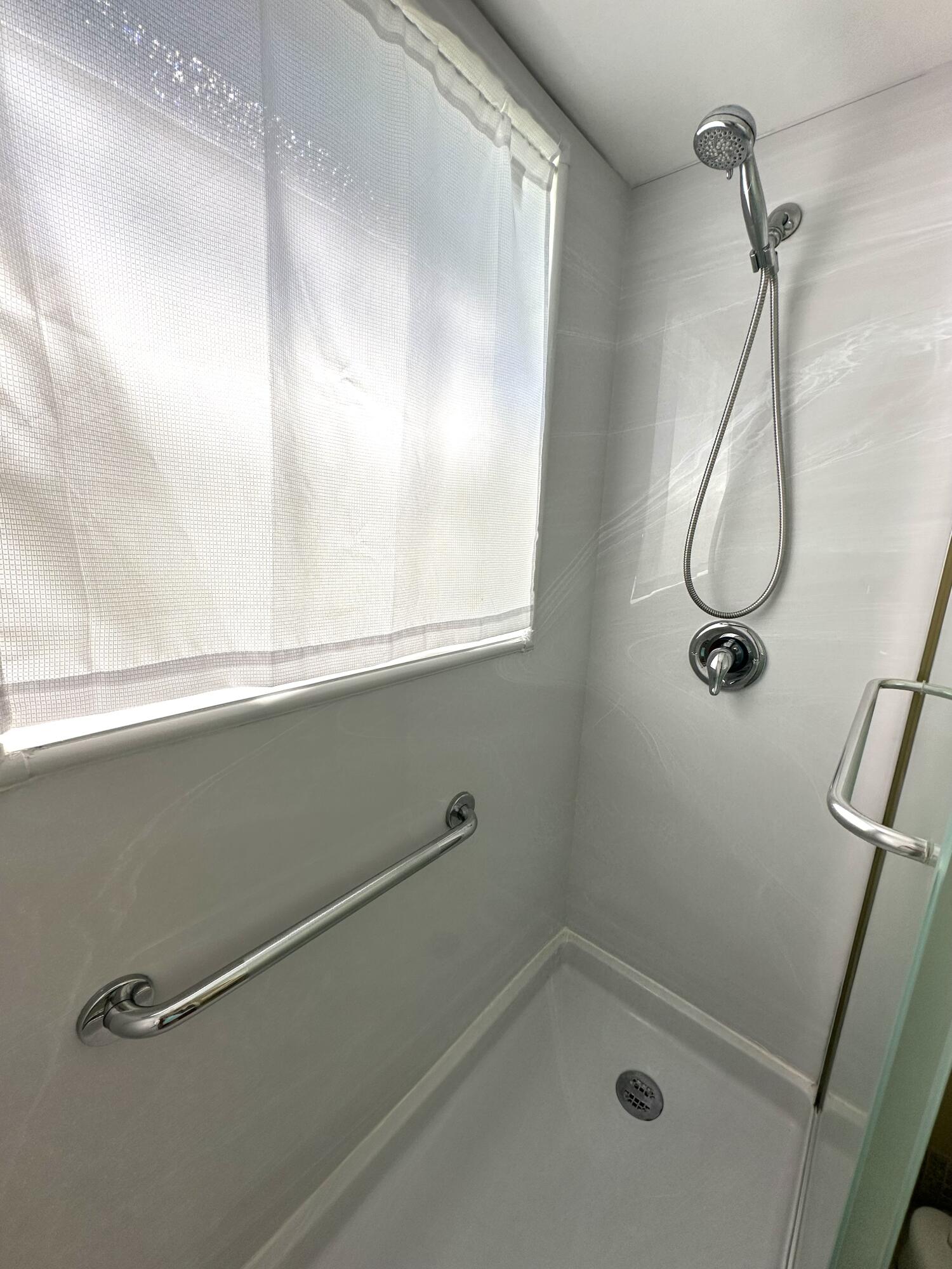 MARKHAM N CONDO - Residential