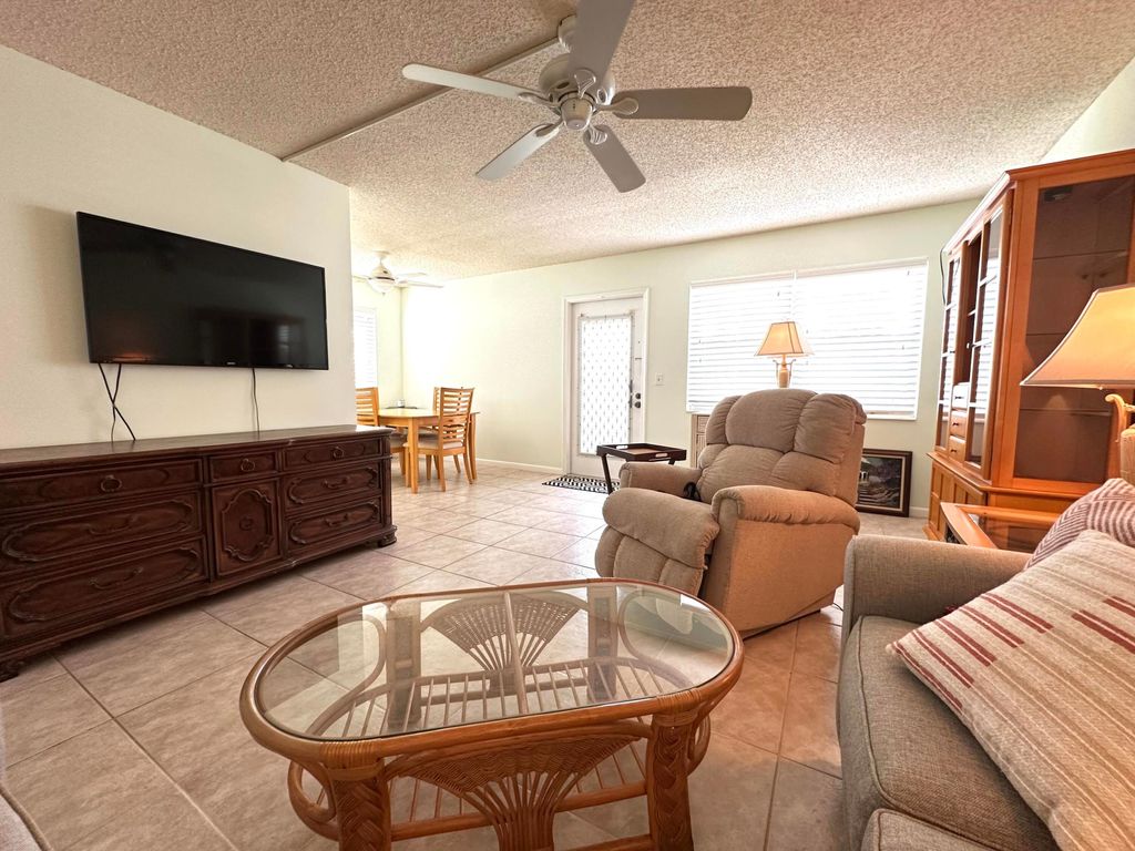 Photo of 289 Markham N, Deerfield Beach, FL 33442 (MLS # B26017987)