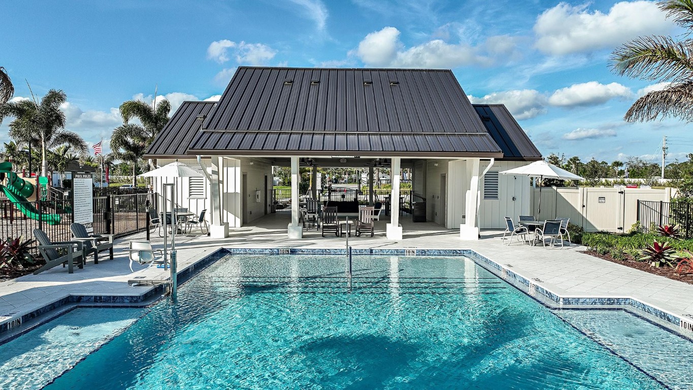 Veranda Oaks - Residential