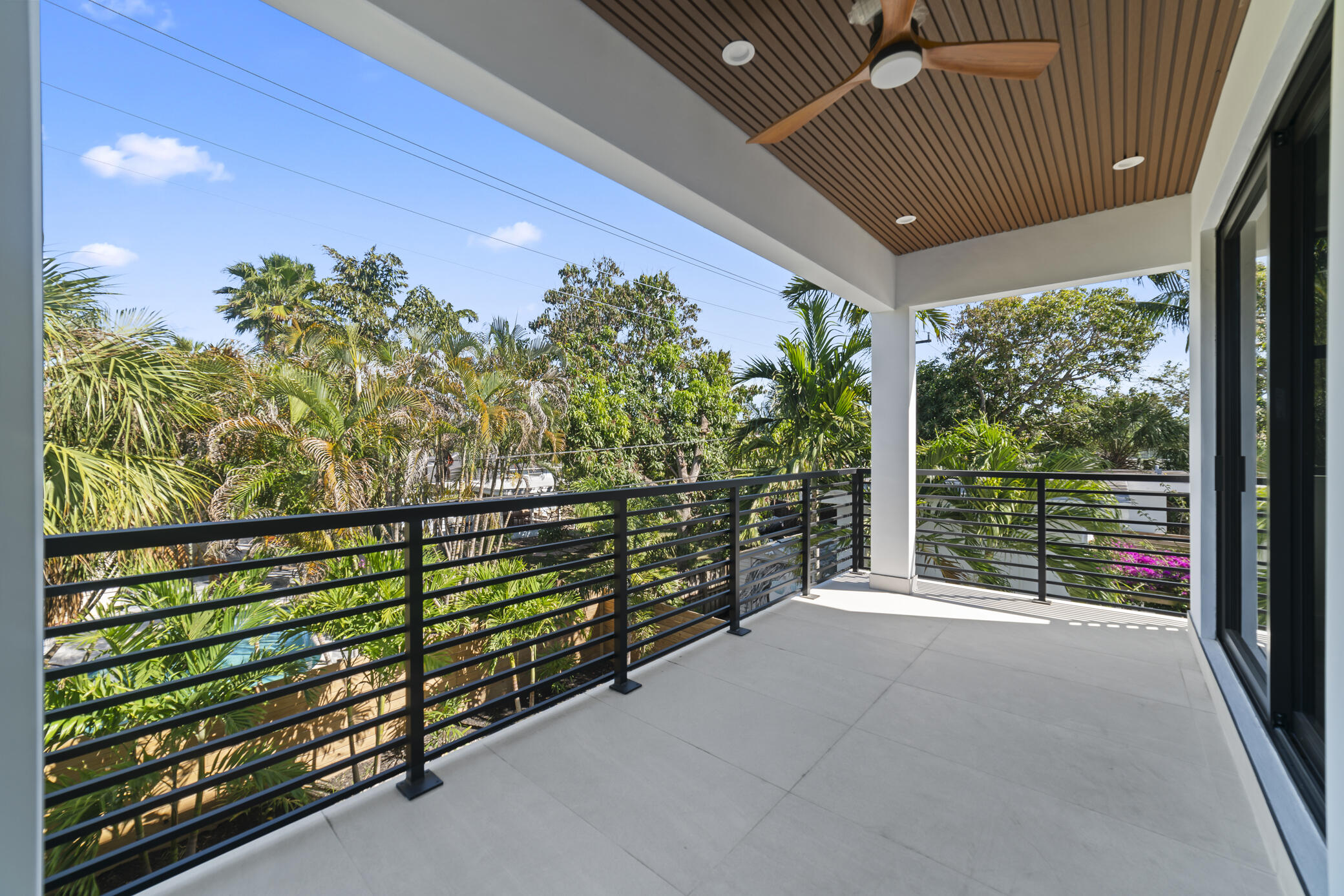 HOLIDAY HEIGHTS - Residential