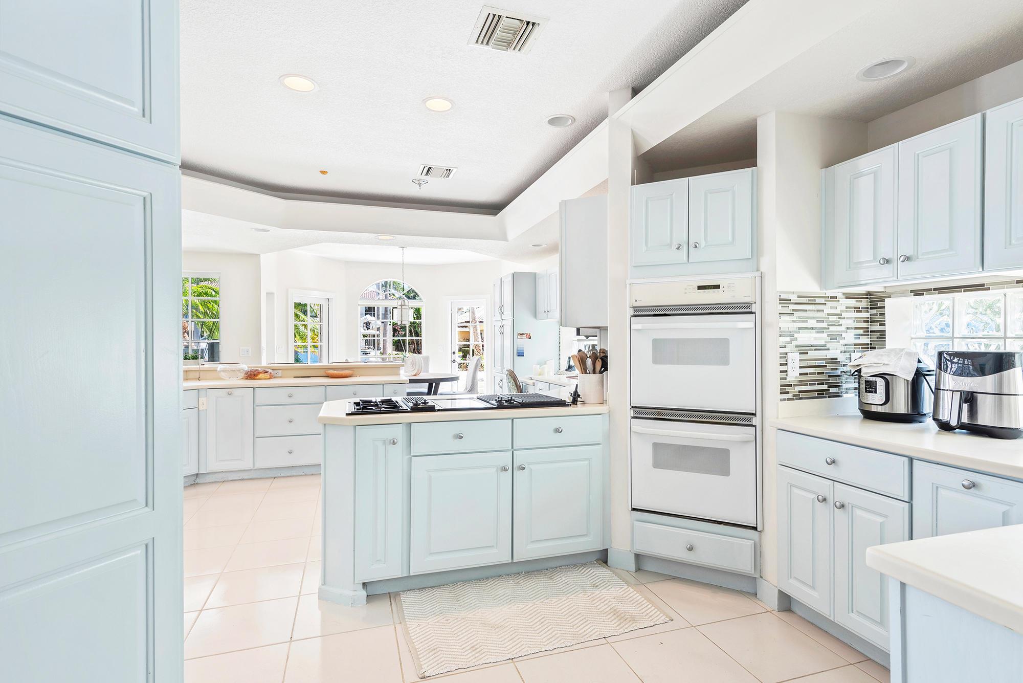 SEA ISLAND - Residential