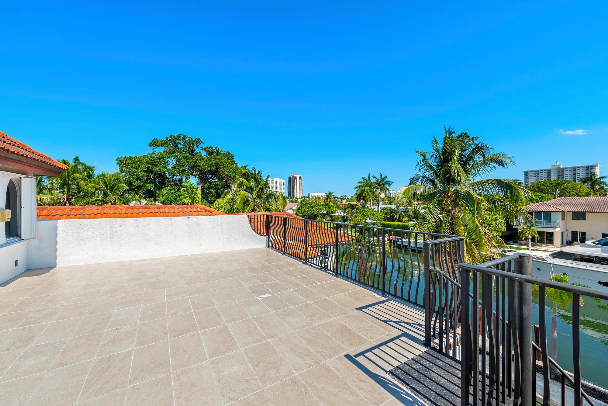 SEA ISLAND - Residential