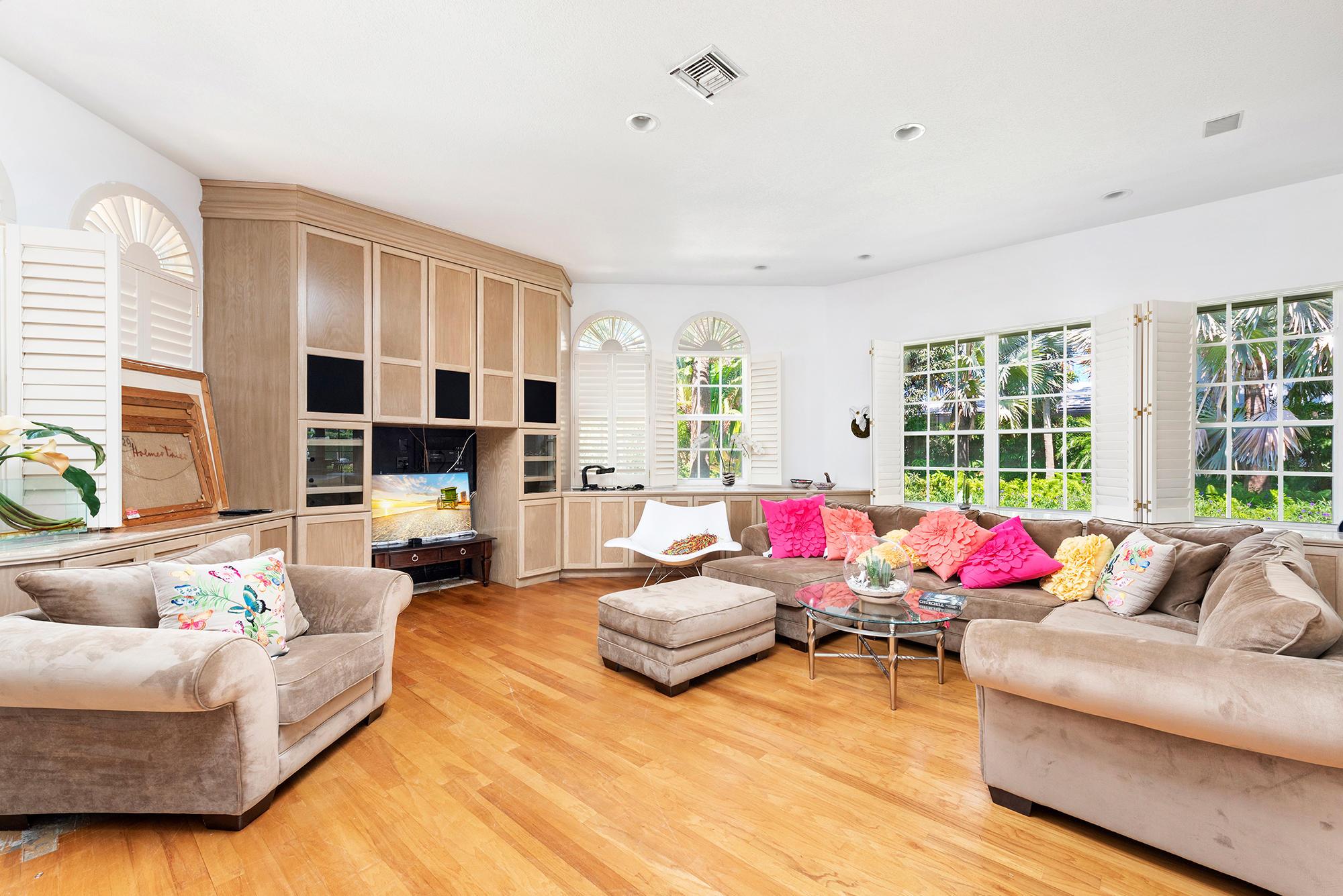 SEA ISLAND - Residential