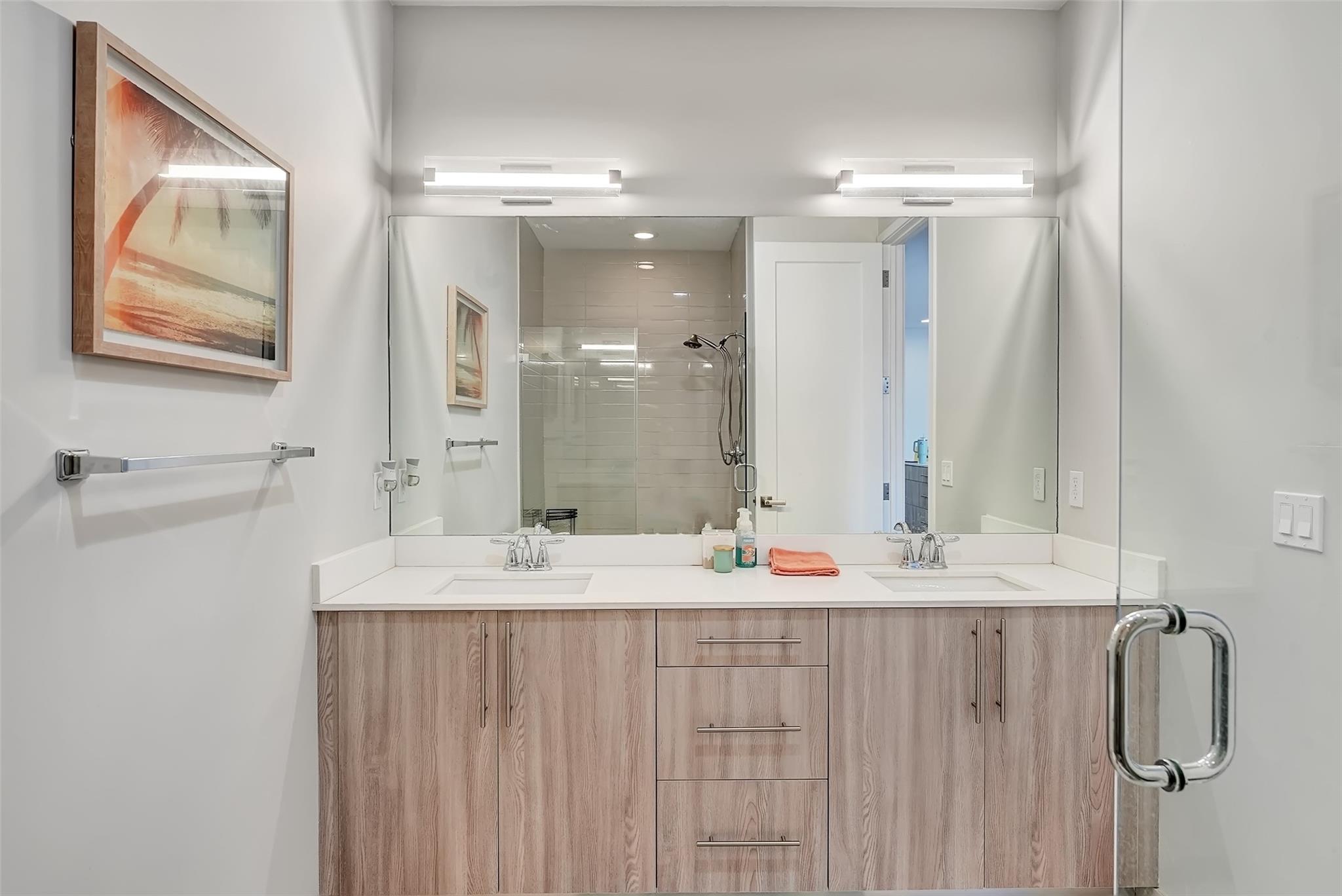 ATLANTIC EAST - Residential