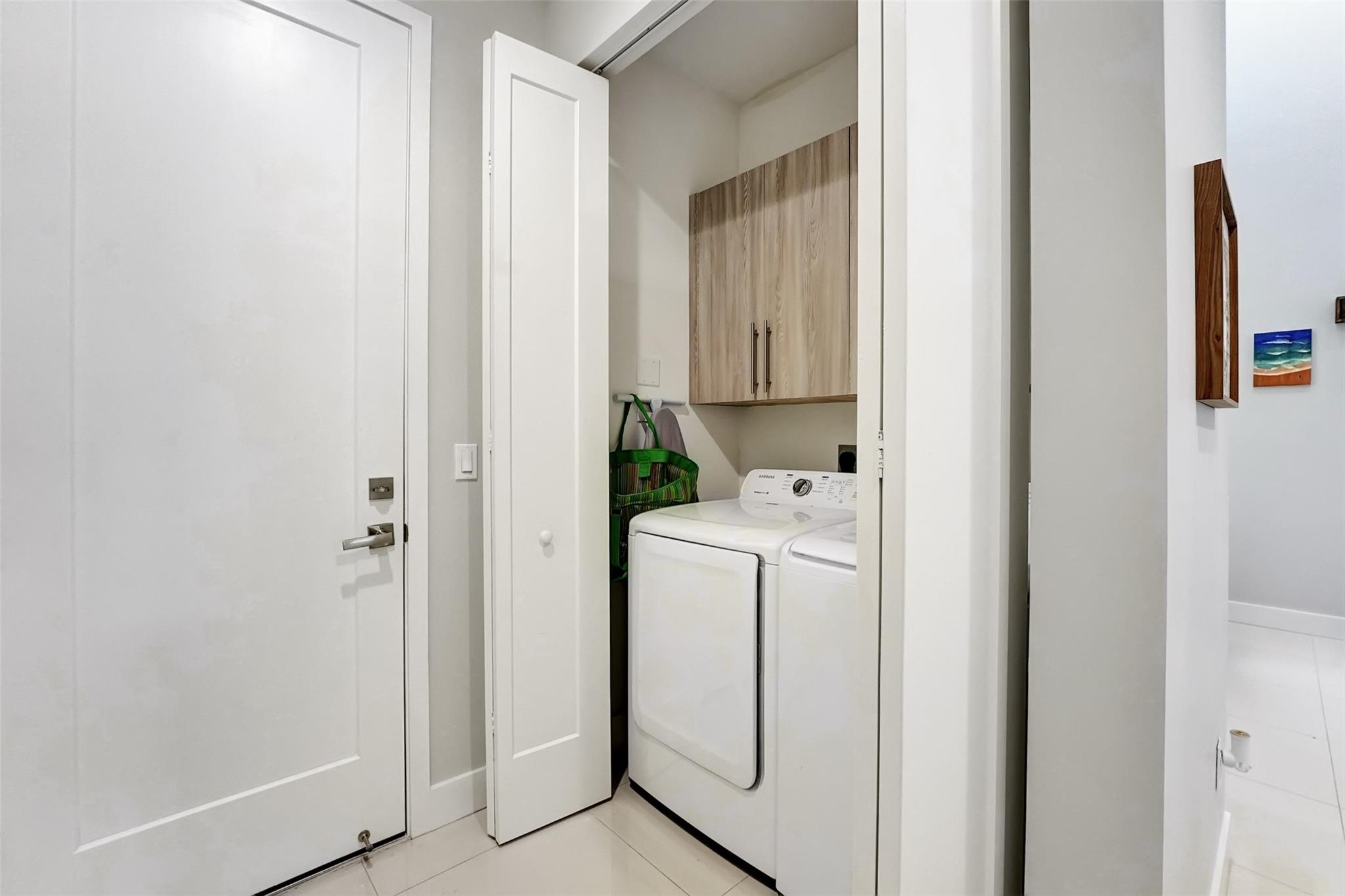 ATLANTIC EAST - Residential