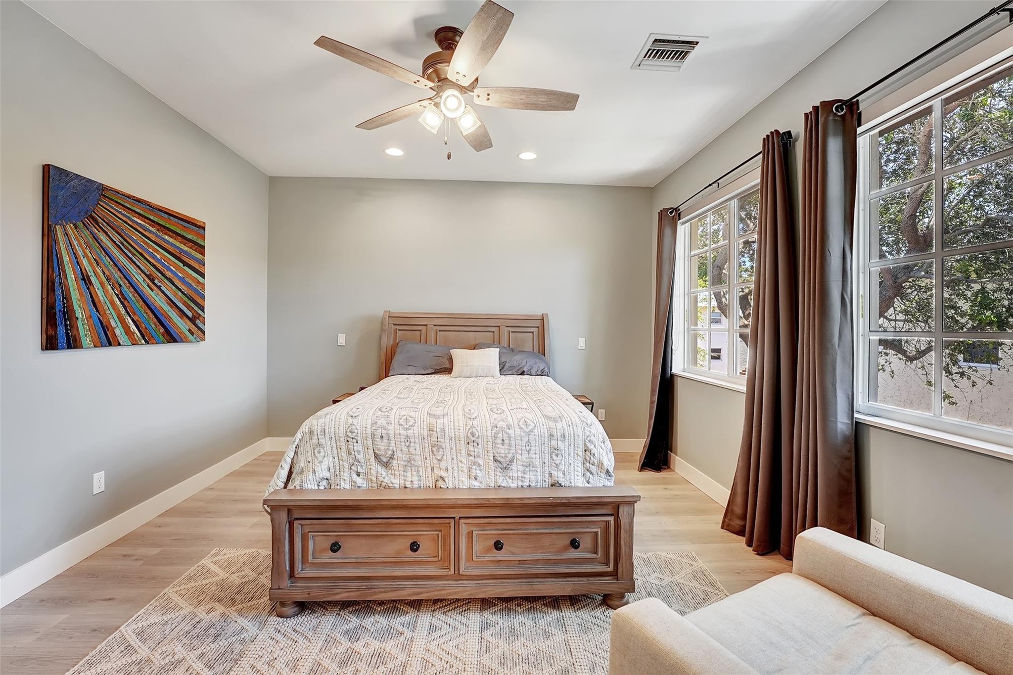 ATLANTIC EAST - Residential