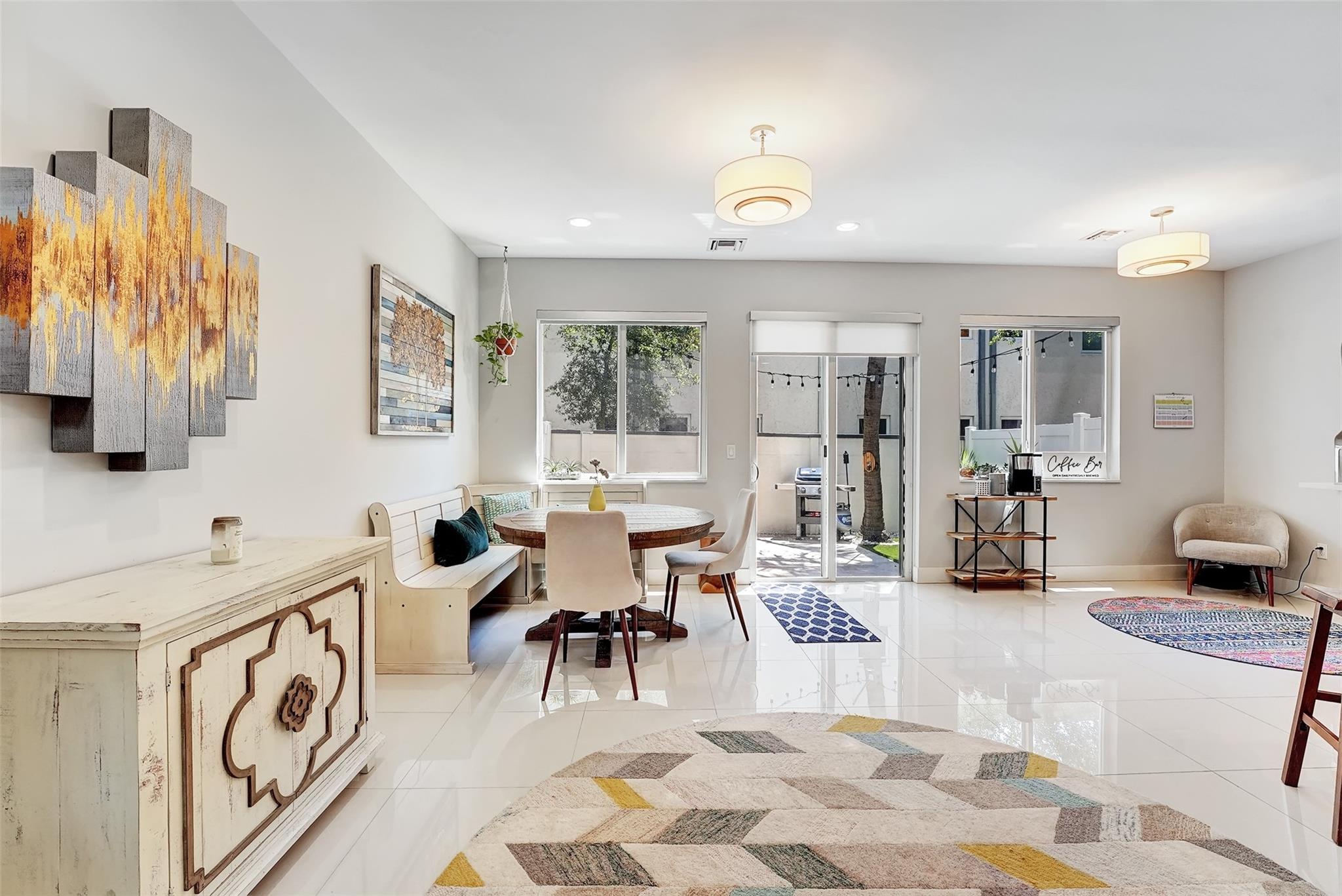 ATLANTIC EAST - Residential