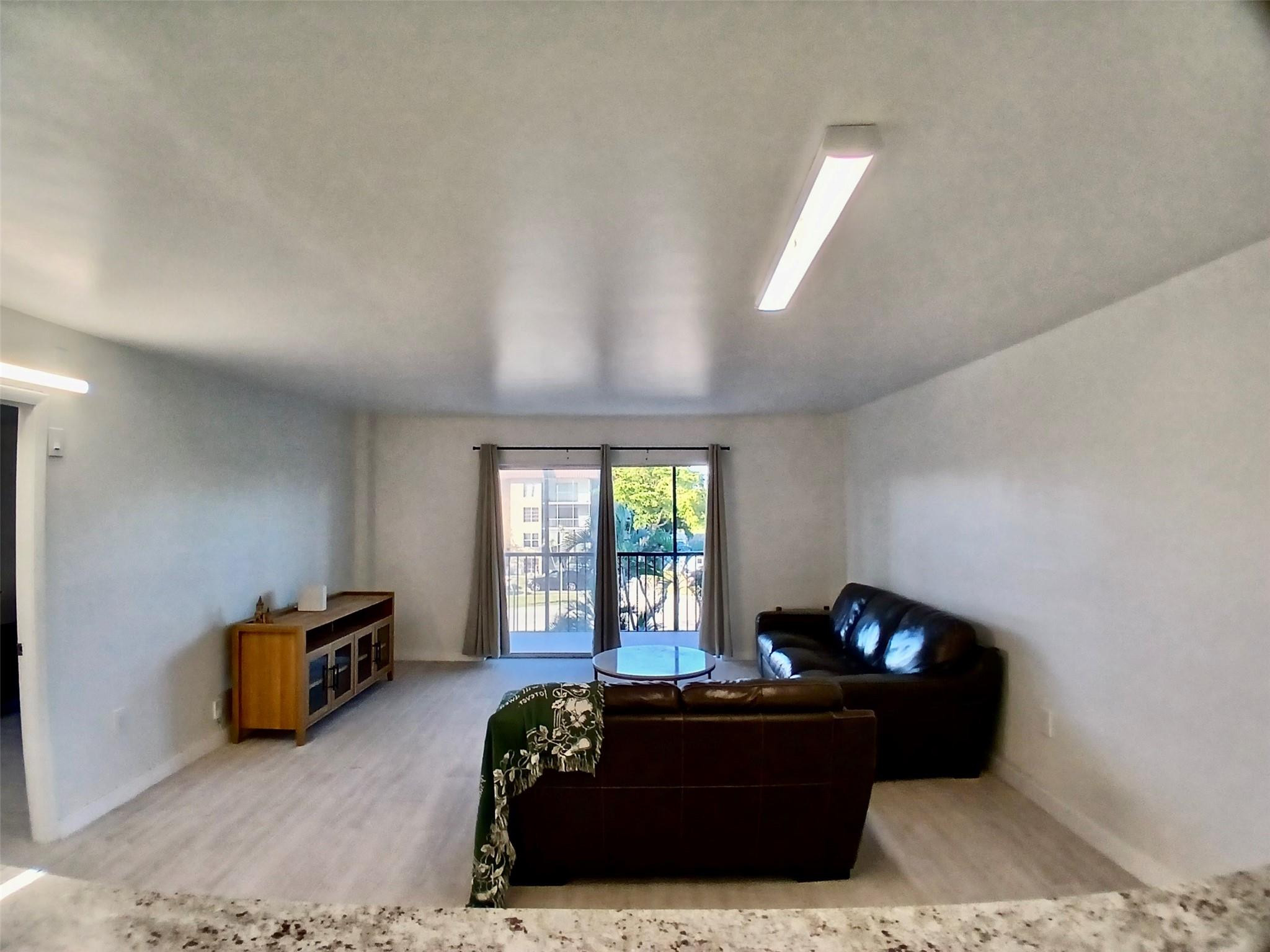 The Manors Of Inverrary - Residential Lease