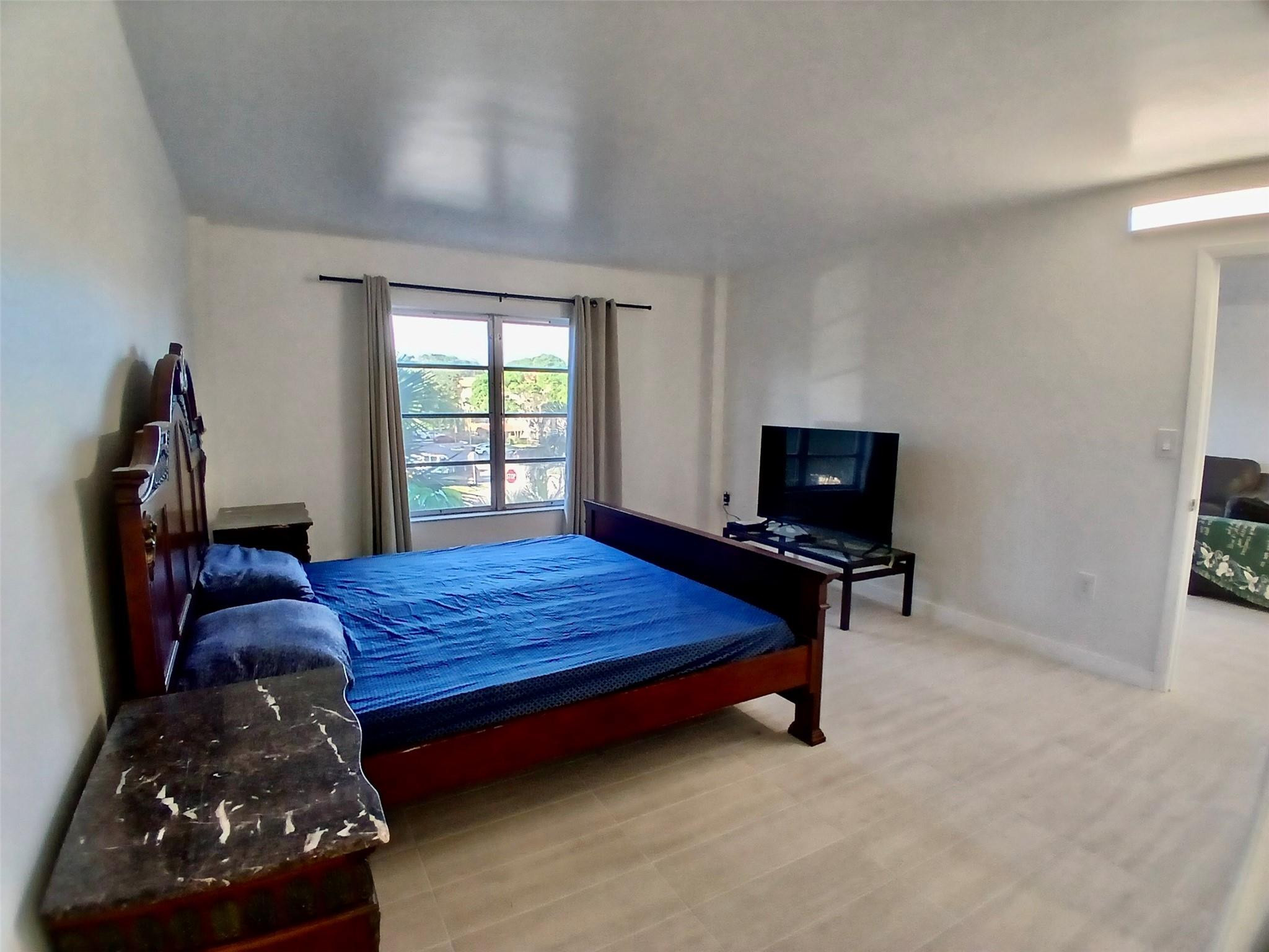 The Manors Of Inverrary - Residential Lease