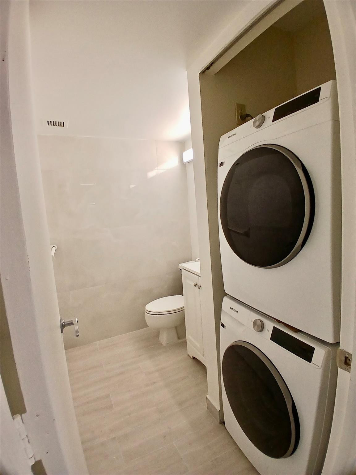 The Manors Of Inverrary - Residential Lease