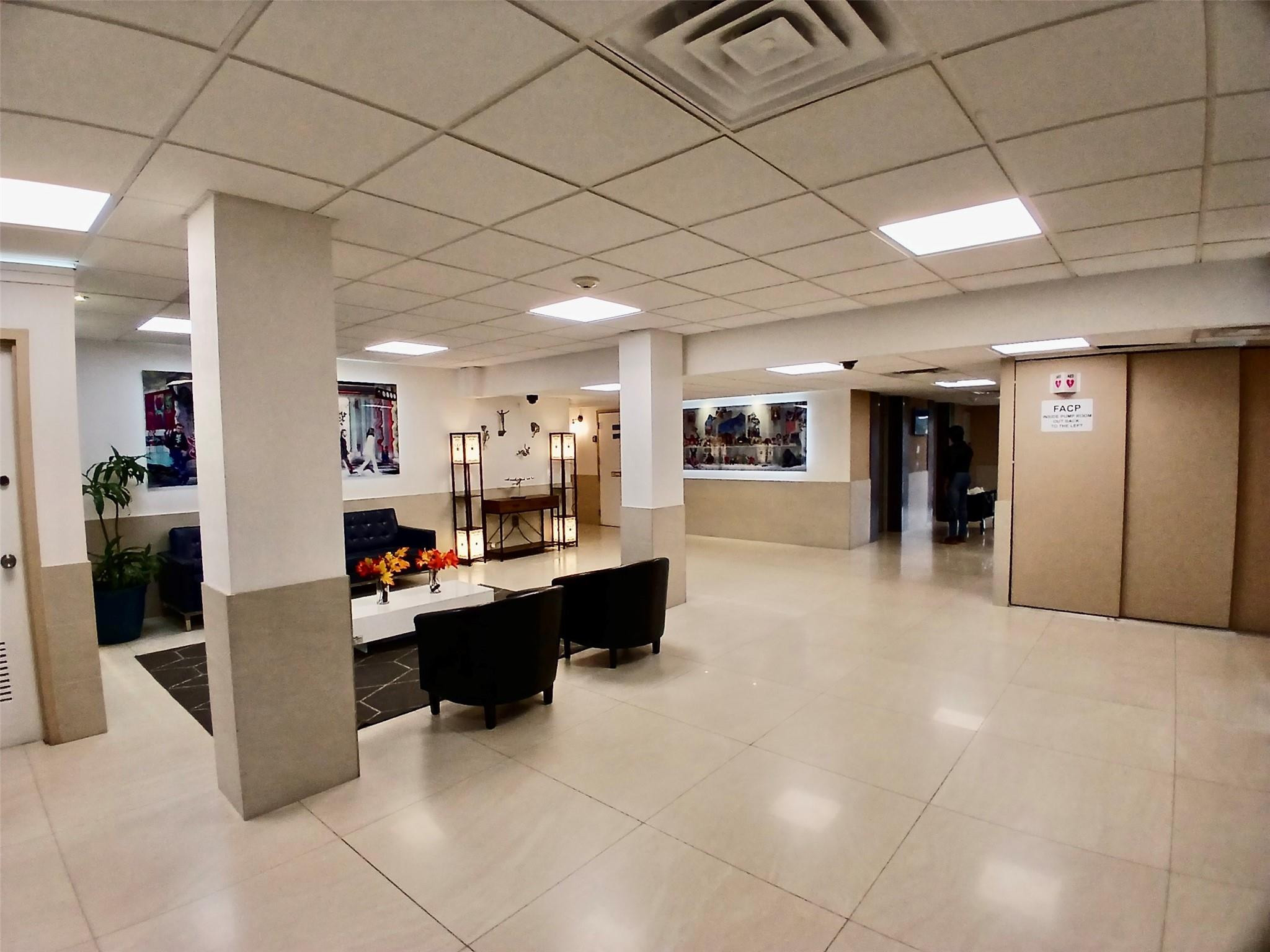 The Manors Of Inverrary - Residential Lease