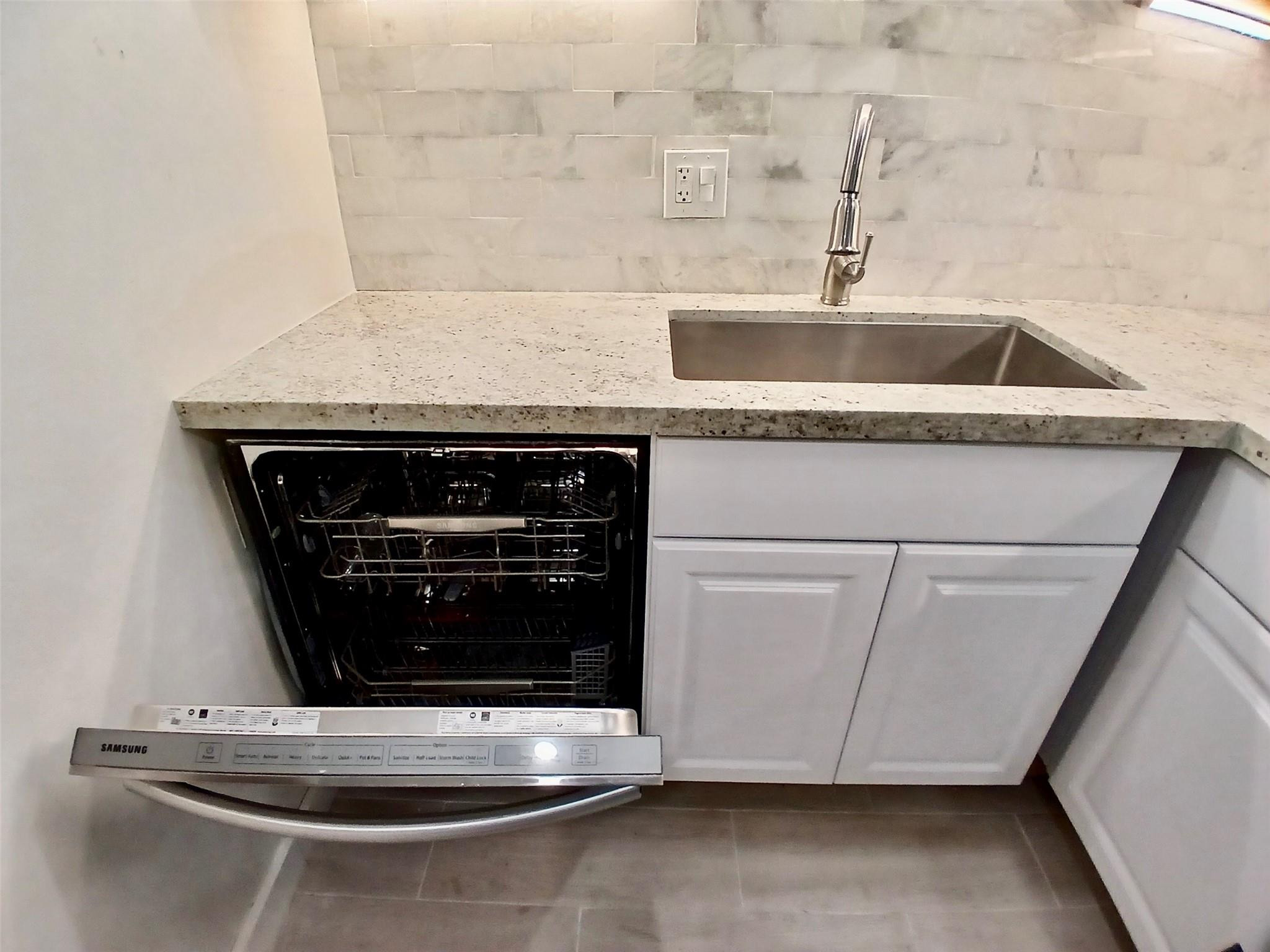 The Manors Of Inverrary - Residential Lease