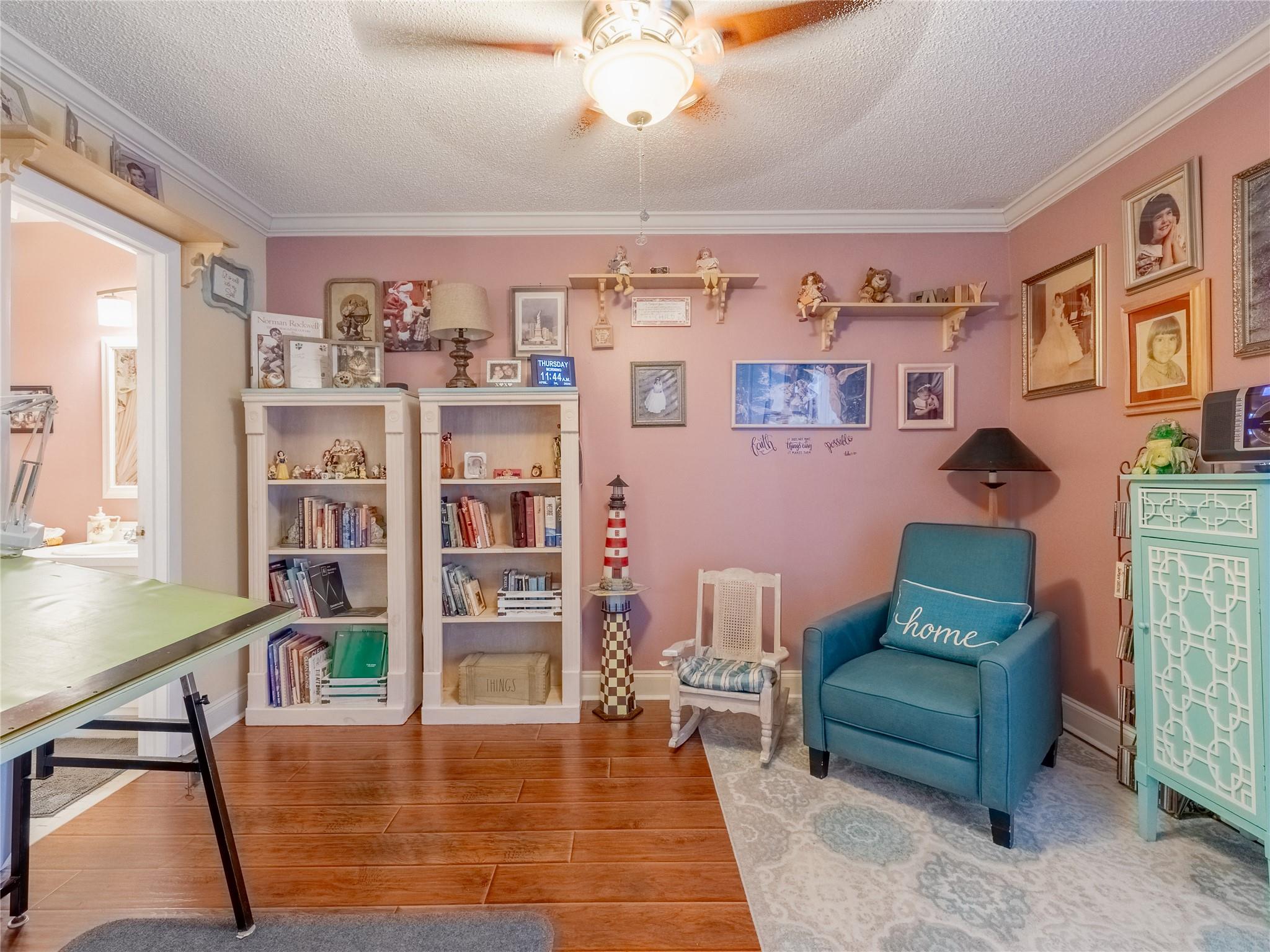 WESTLAKE - Residential