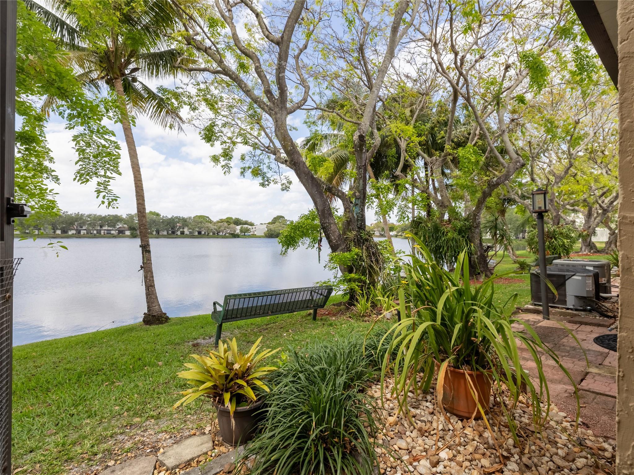 WESTLAKE - Residential