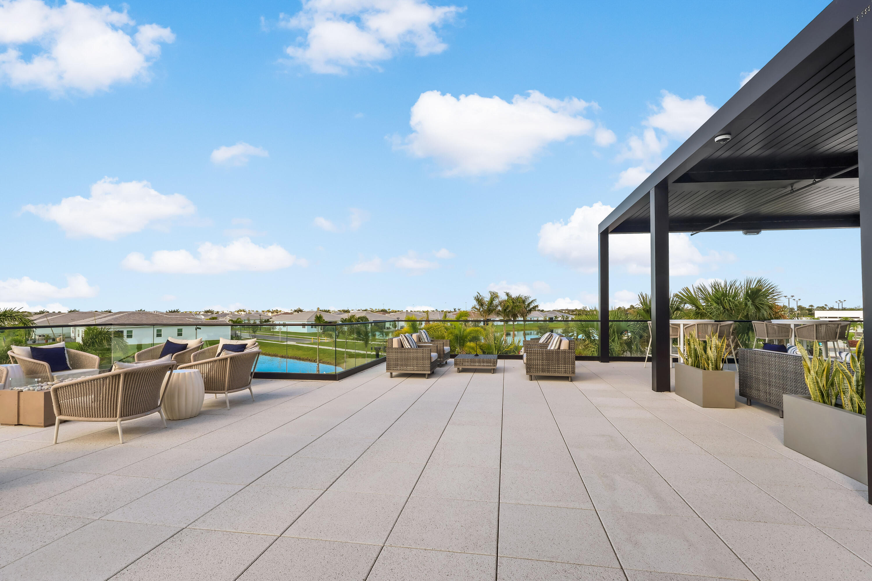 TELARO AT SOUTHERN GROVE - Residential