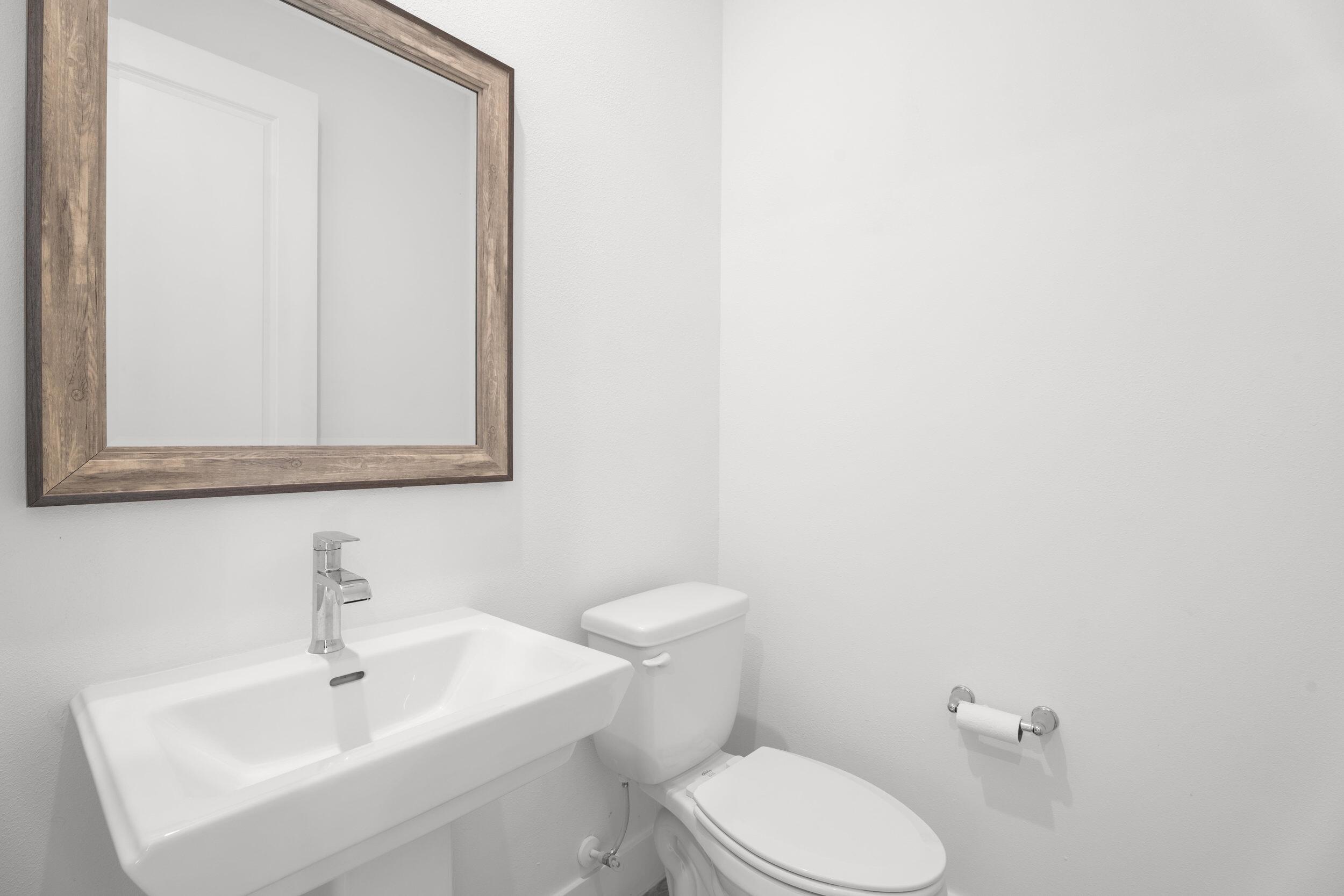 TELARO AT SOUTHERN GROVE - Residential