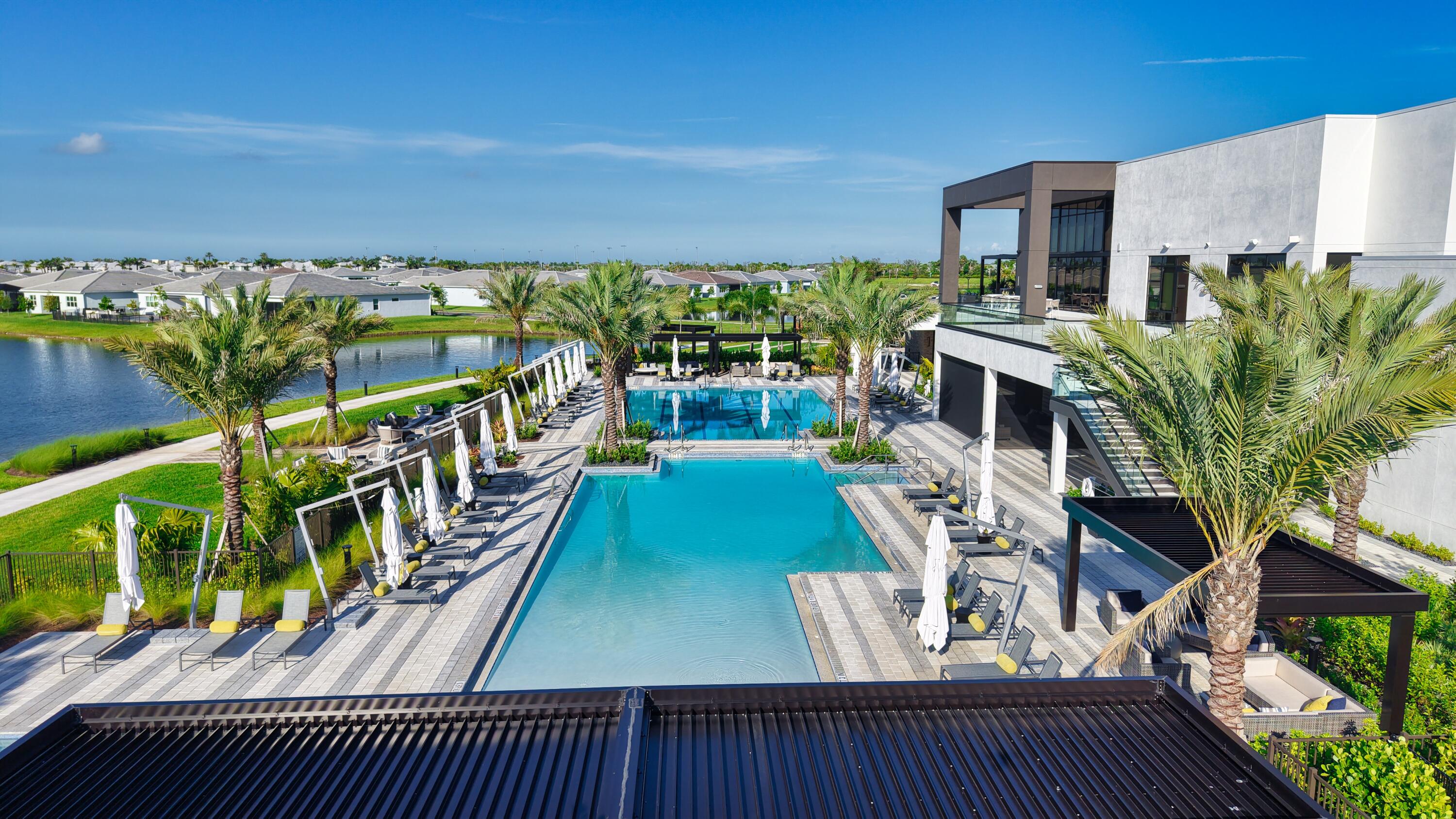 TELARO AT SOUTHERN GROVE - Residential