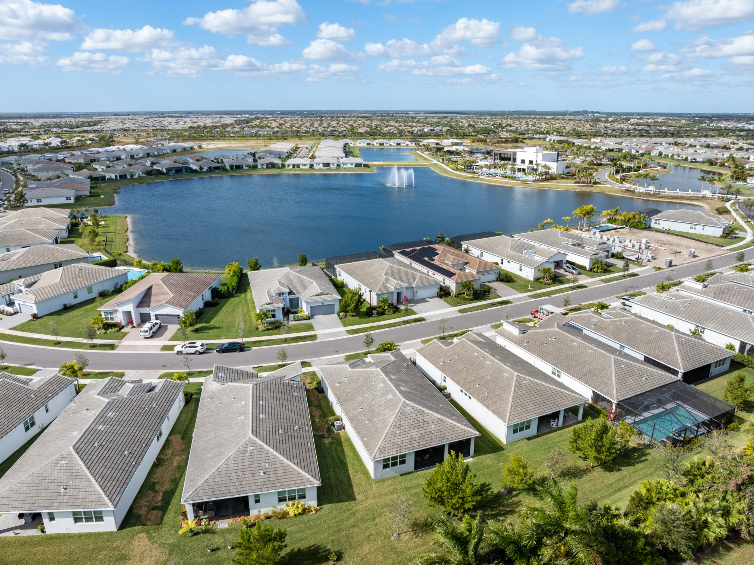 TELARO AT SOUTHERN GROVE - Residential