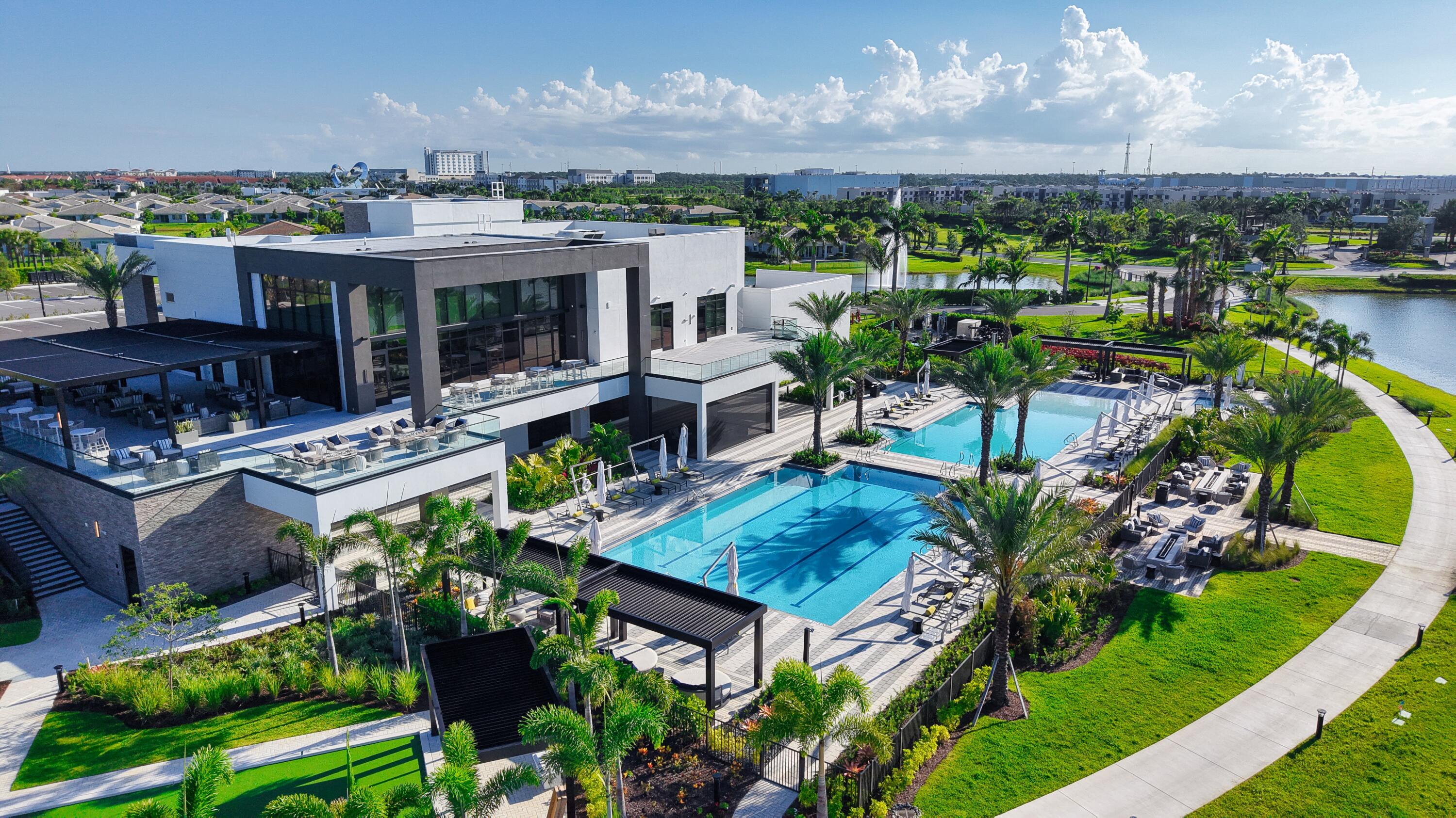 TELARO AT SOUTHERN GROVE - Residential