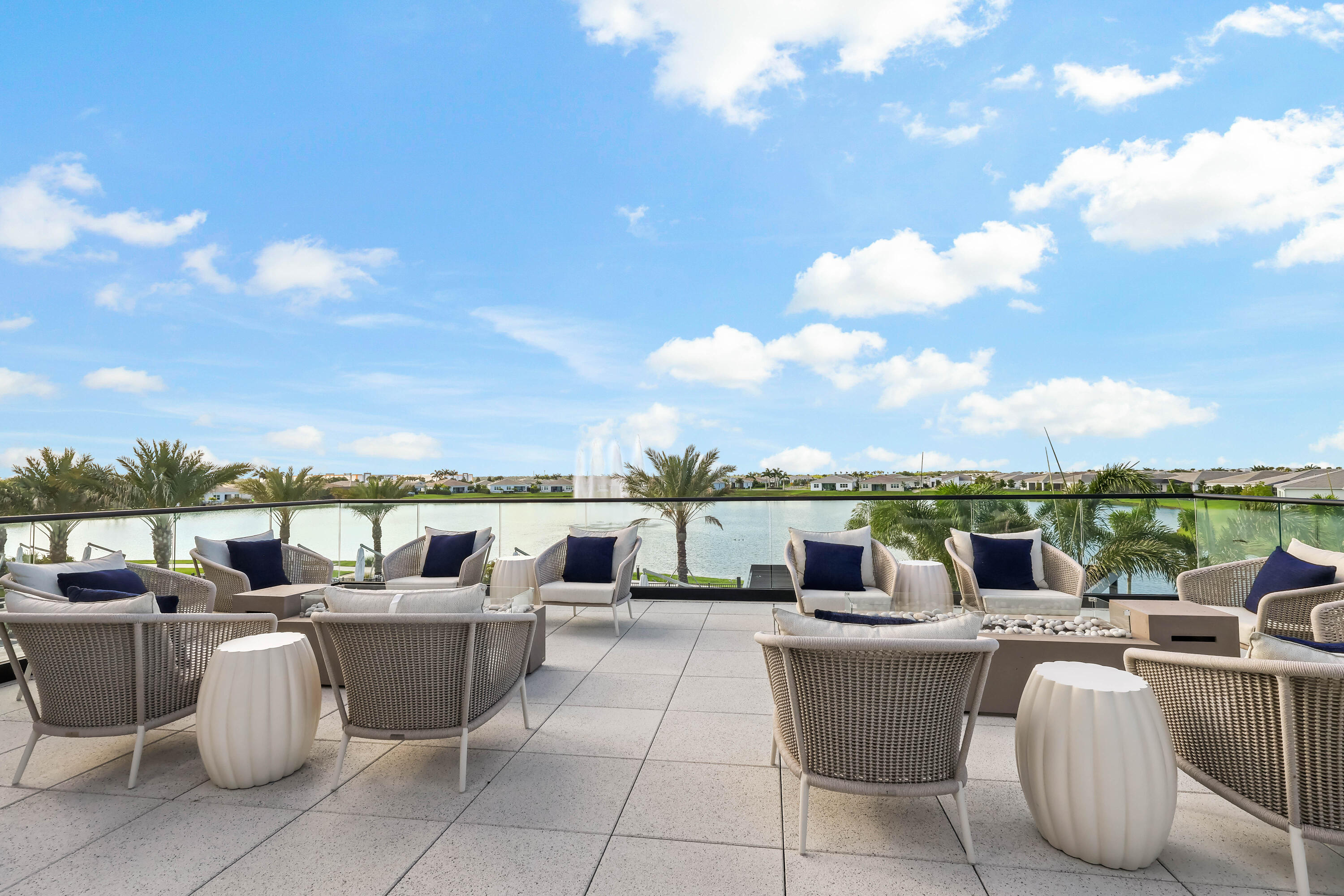 TELARO AT SOUTHERN GROVE - Residential