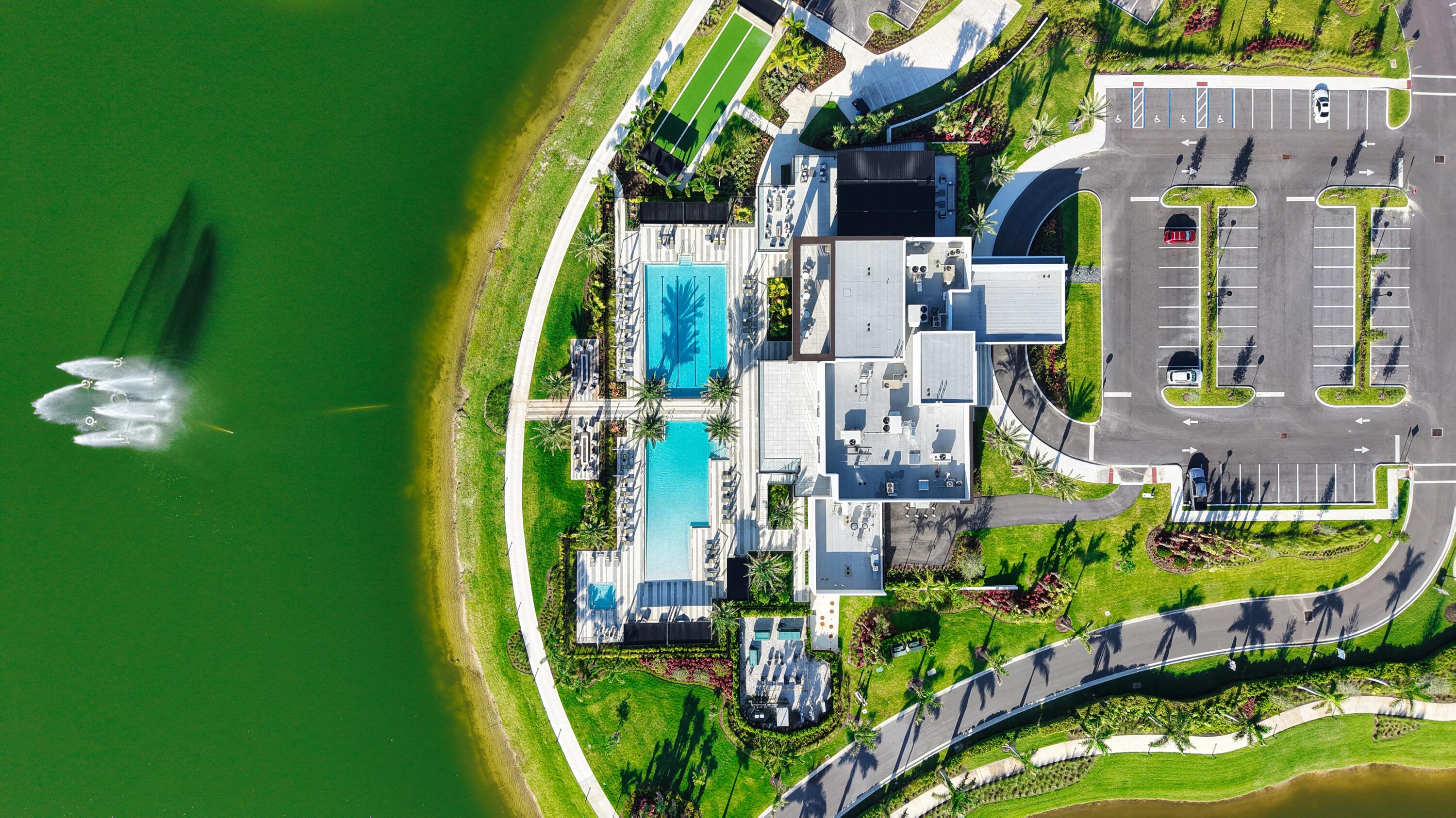 TELARO AT SOUTHERN GROVE - Residential