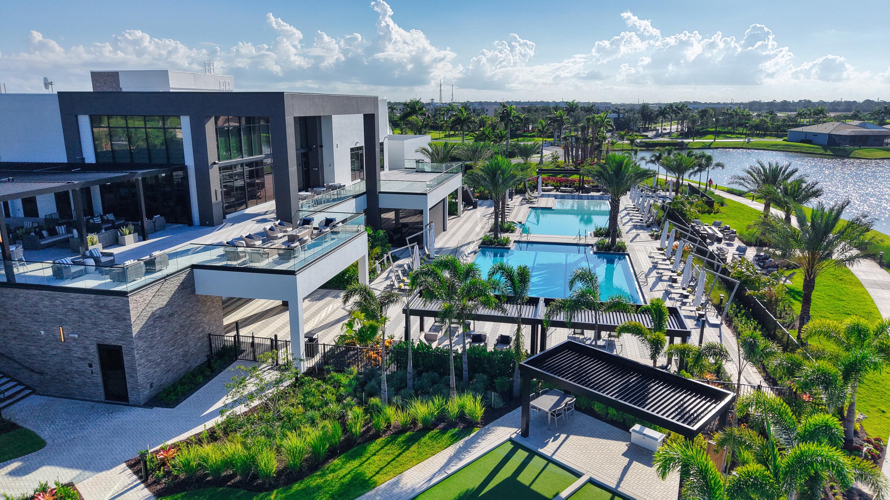 TELARO AT SOUTHERN GROVE - Residential