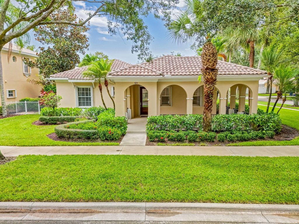 Photo of 121 Savona Drive, Jupiter, FL 33458 (MLS # R11104816)