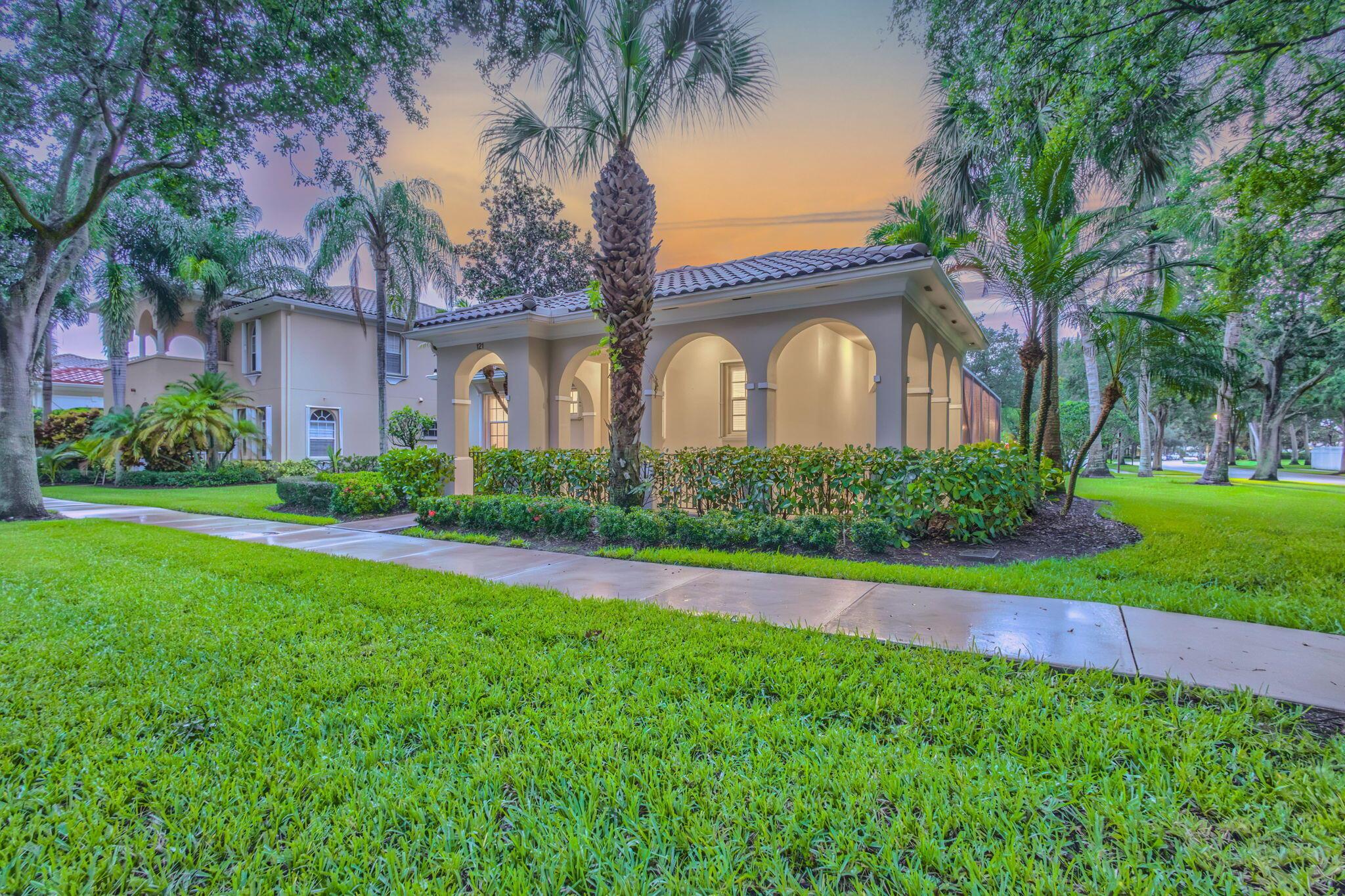 121 Savona Drive