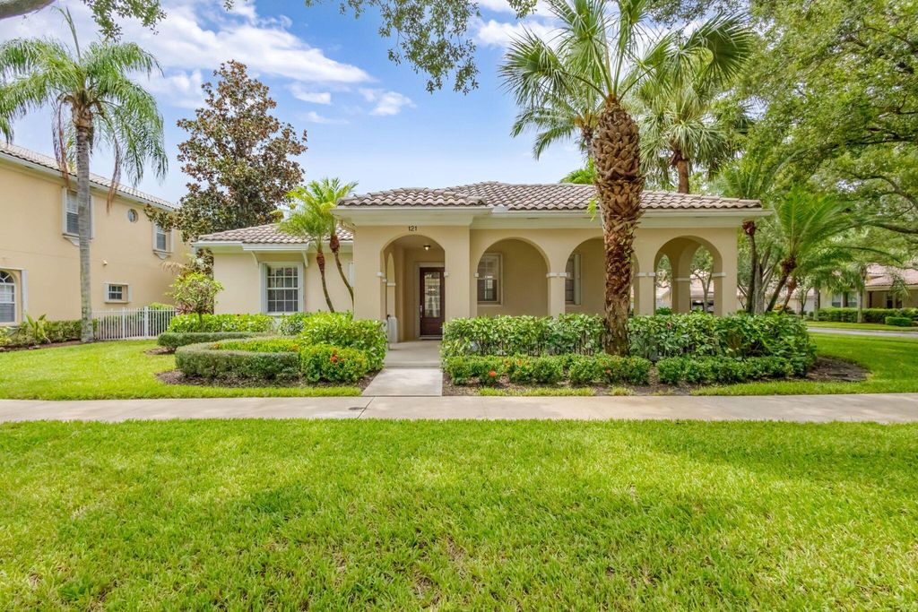 Photo of 121 Savona Drive, Jupiter, FL 33458 (MLS # R11104816)