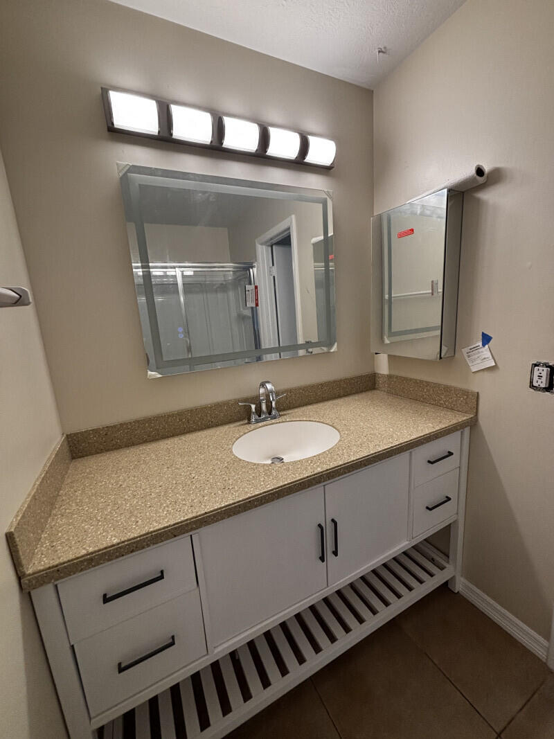 PORT ST LUCIE SECTION 13 - Residential