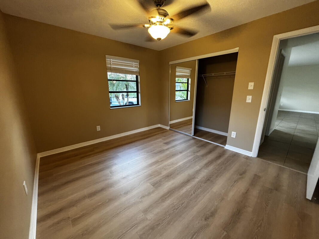 PORT ST LUCIE SECTION 13 - Residential