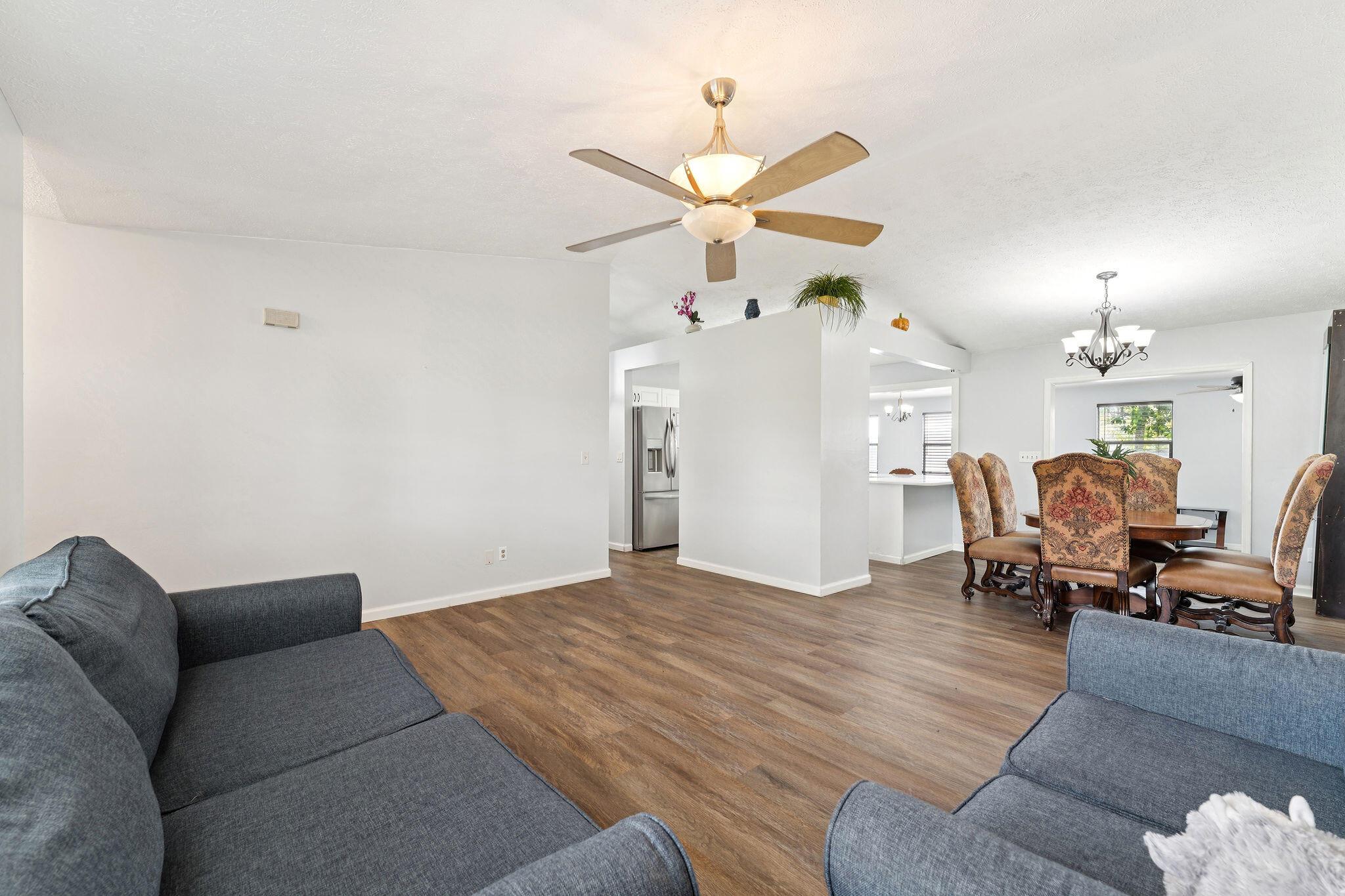 PORT ST LUCIE SECTION 4 - Residential