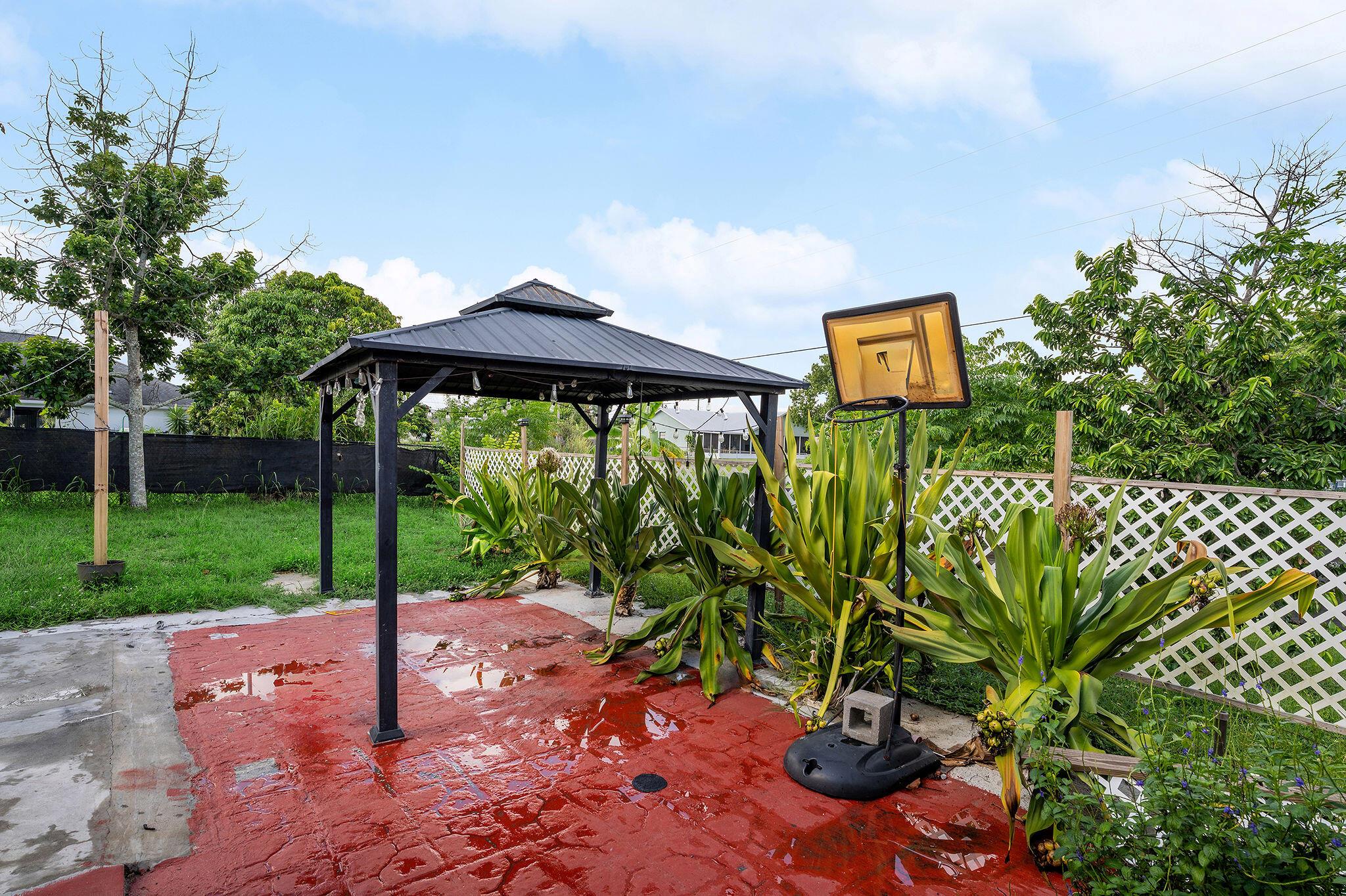 PORT ST LUCIE SECTION 4 - Residential