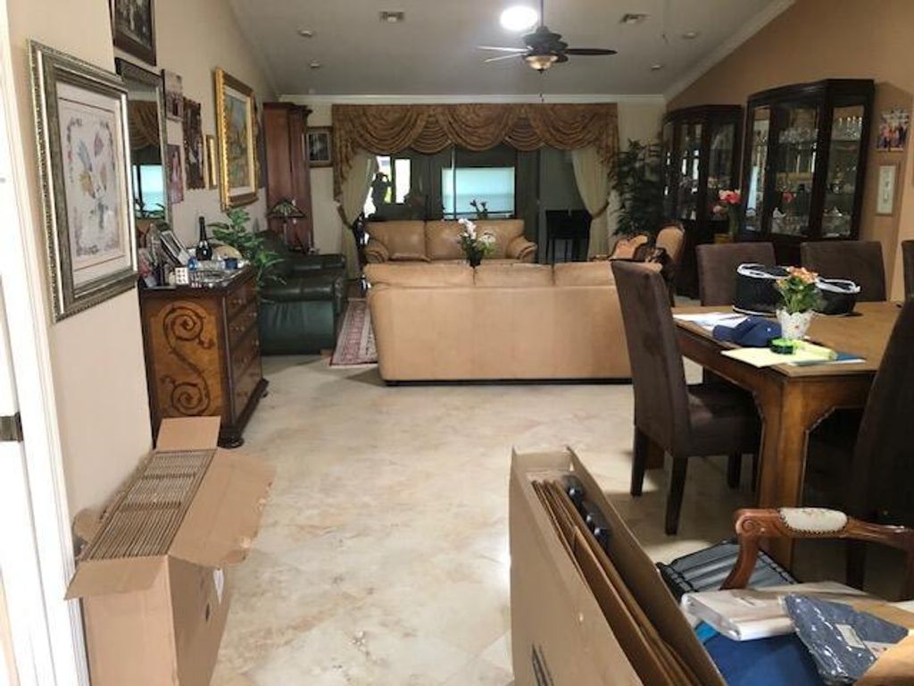 Photo of 7960 Chula Vista Crescent, Boca Raton, FL 33433 (MLS # R11104496)