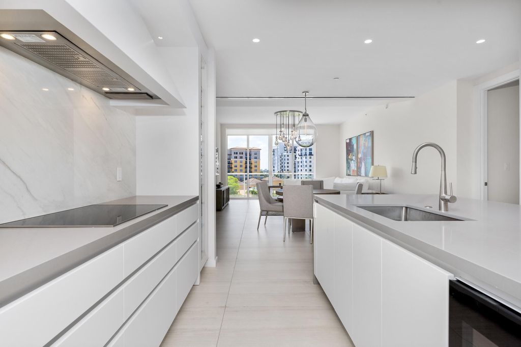 Photo of 200 SE Mizner Boulevard #608, Boca Raton, FL 33432 (MLS # R10986420)