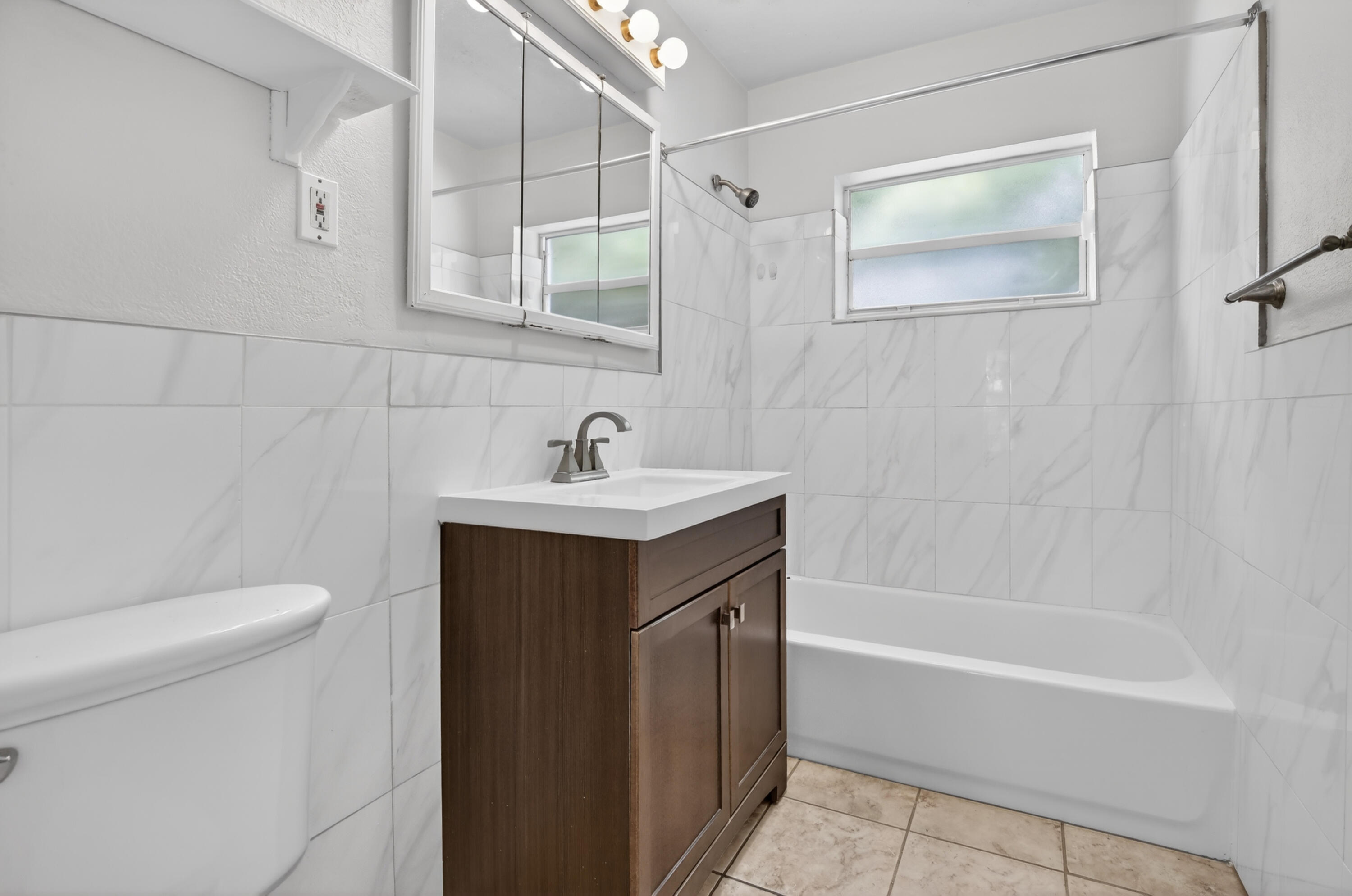 NORTH ANDREWS TERRACE FIRST ADD - Residential