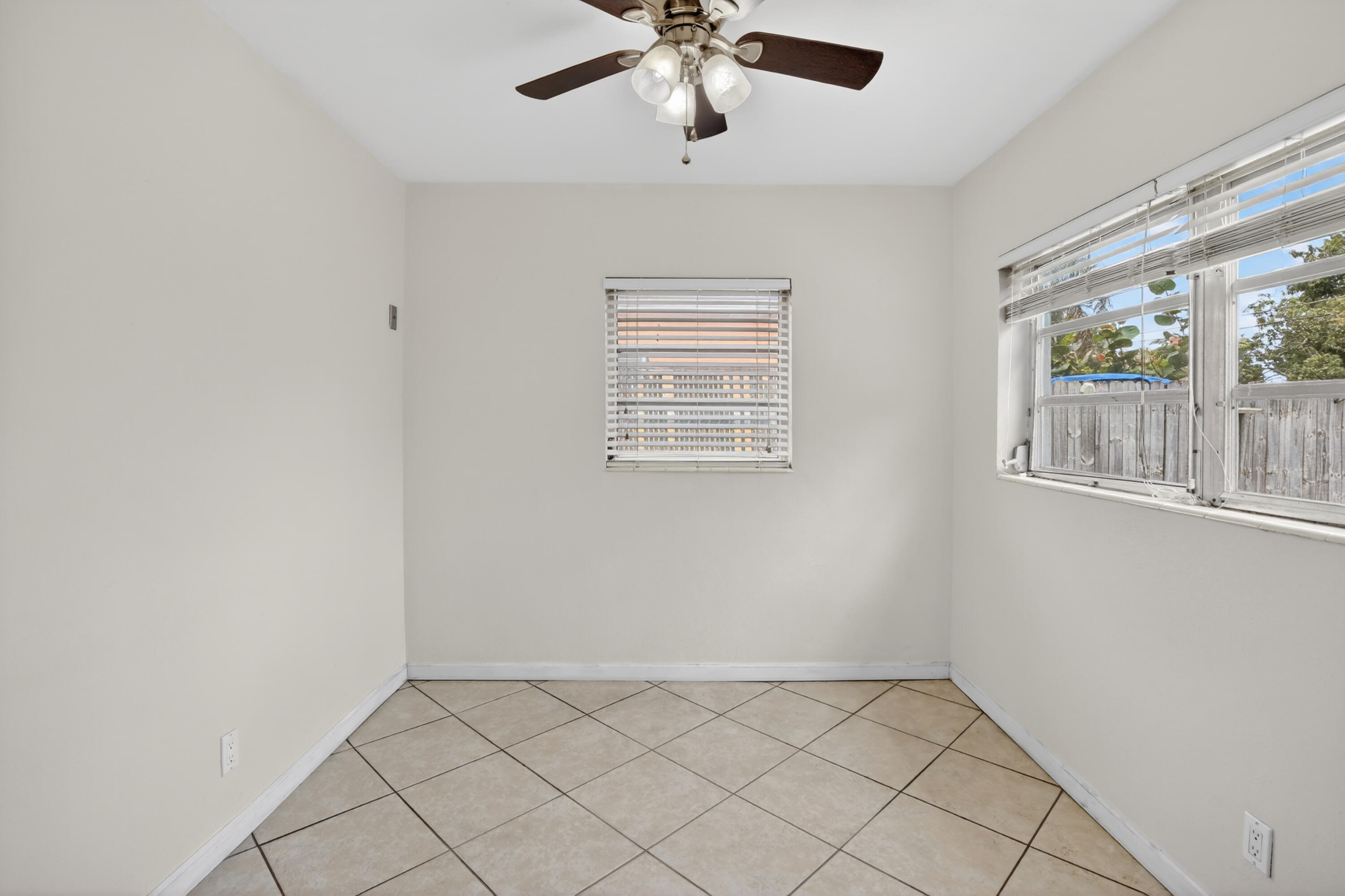 NORTH ANDREWS TERRACE FIRST ADD - Residential