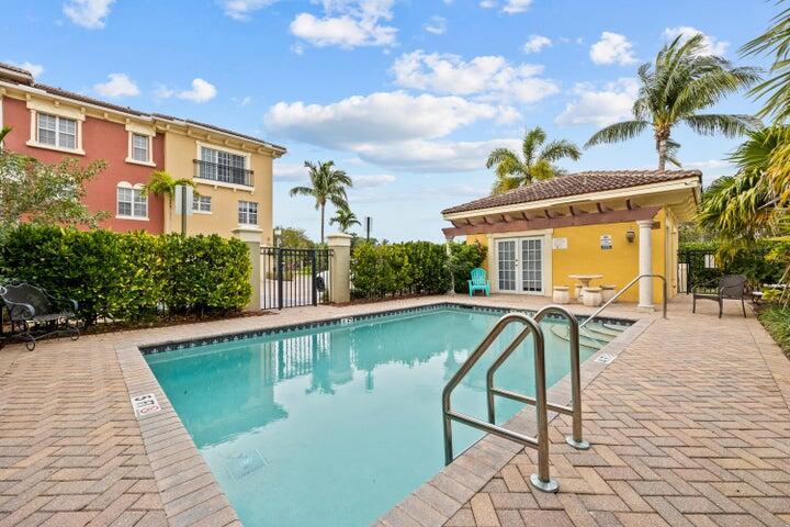 CLOISTERS AT LAKE WORTH - Residential Lease