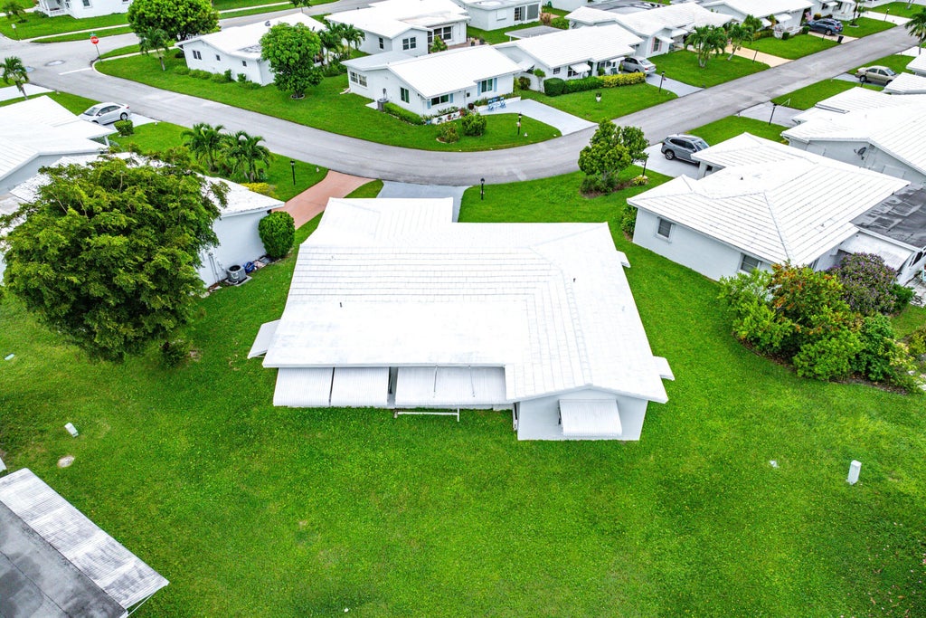 Photo of 106 NW 10th Court, Boynton Beach, FL 33426 (MLS # B26073845)