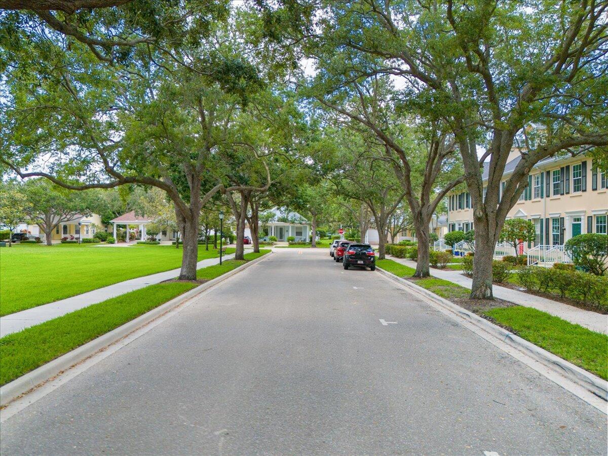 119 Bishopwood Drive