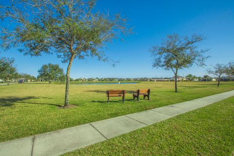 1450 Caddy Court Vero Beach FL 32966