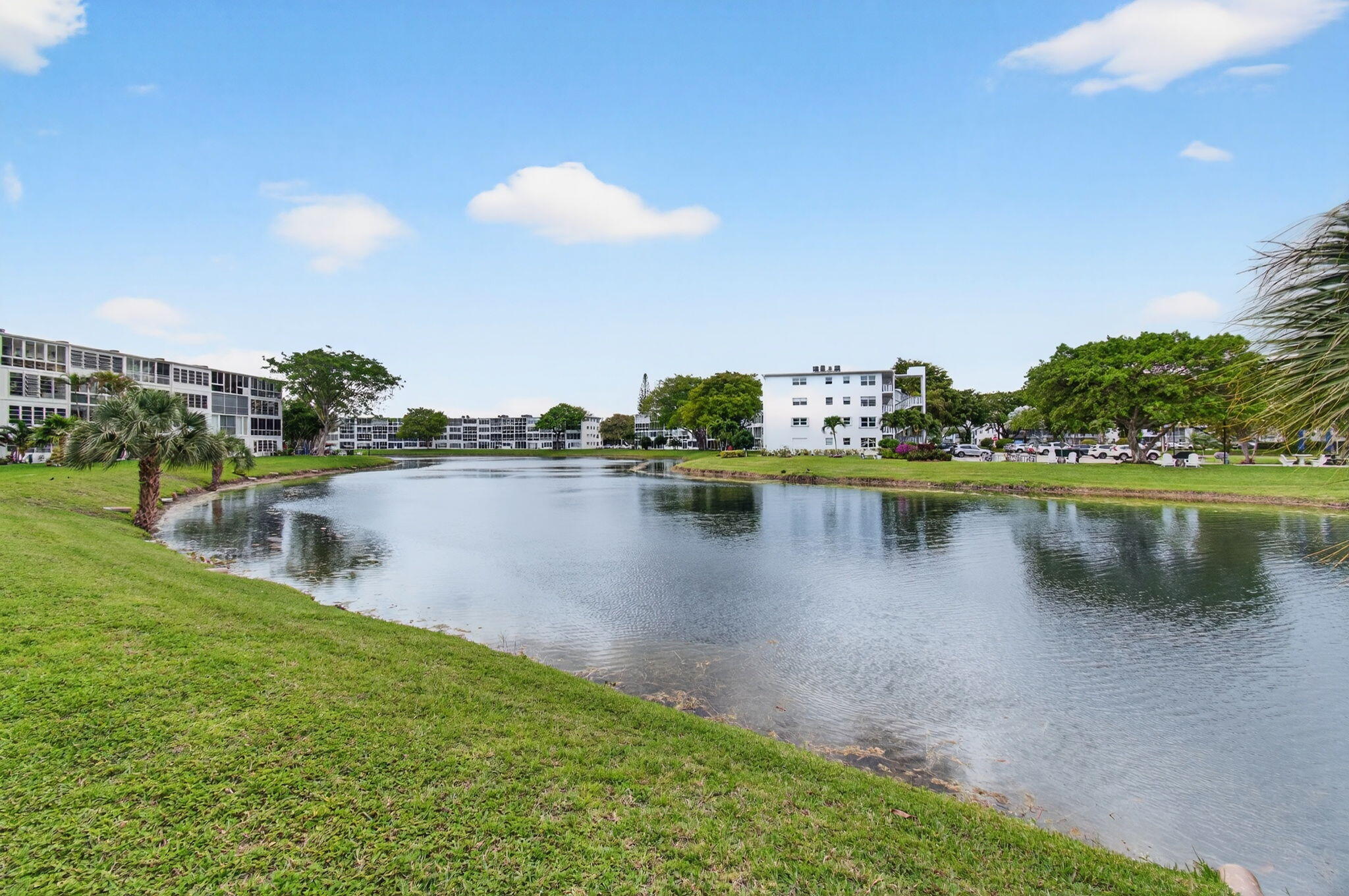 CENTURY VILLAGE  CAMBRIDGE F - Residential