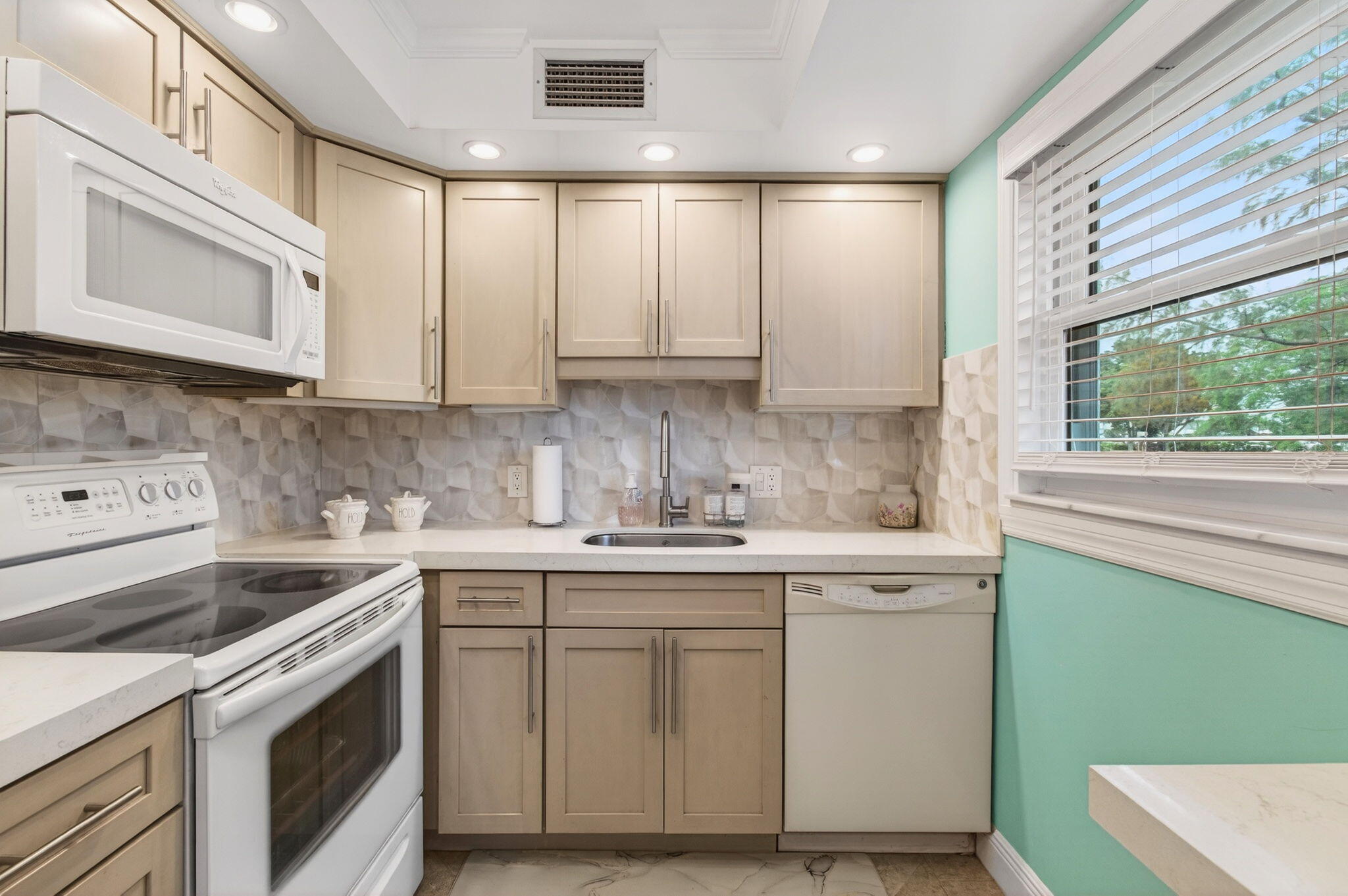 CENTURY VILLAGE  CAMBRIDGE F - Residential