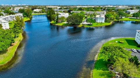 Tiny photo for 1121 Cambridge F, Deerfield Beach, FL 33442 (MLS # B26003729)