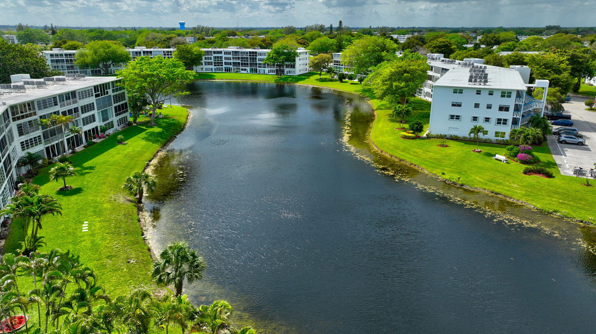CENTURY VILLAGE  CAMBRIDGE F - Residential