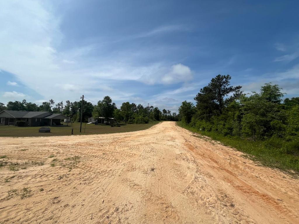 COMPASS LAKE HILLS - Land