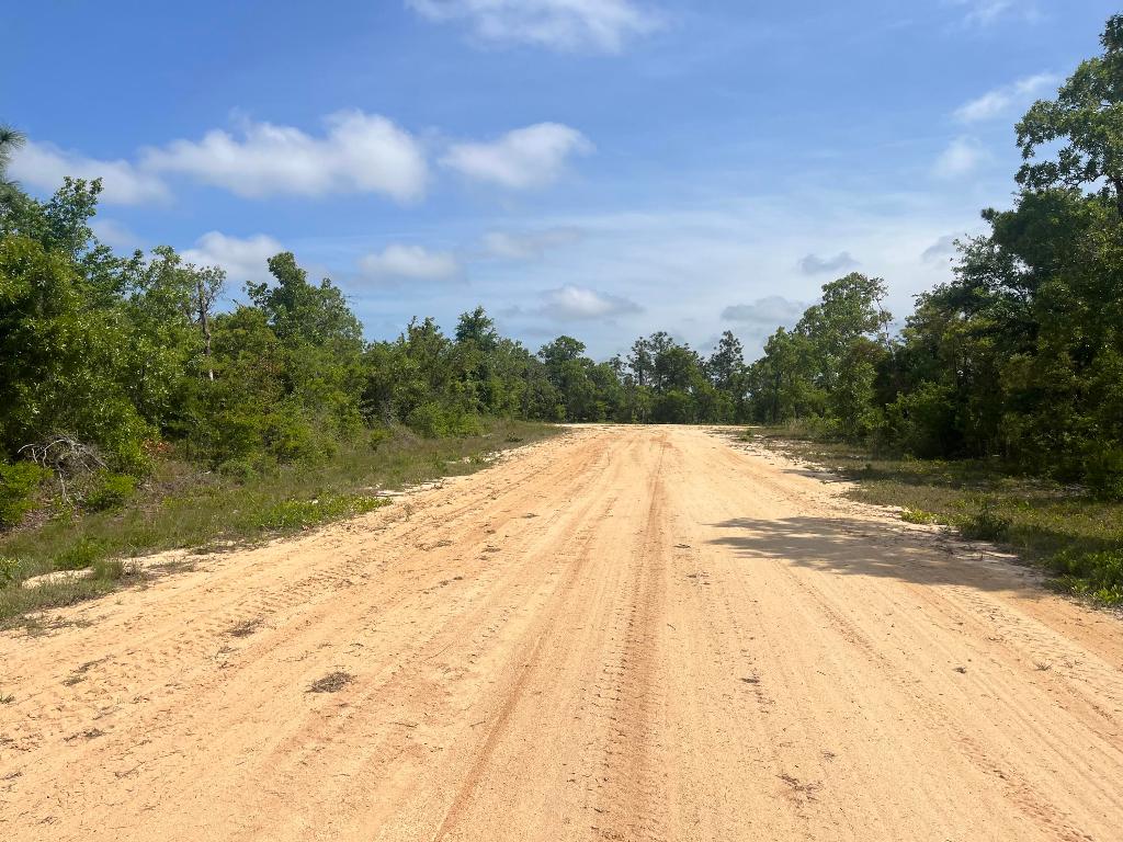 COMPASS LAKE HILLS - Land