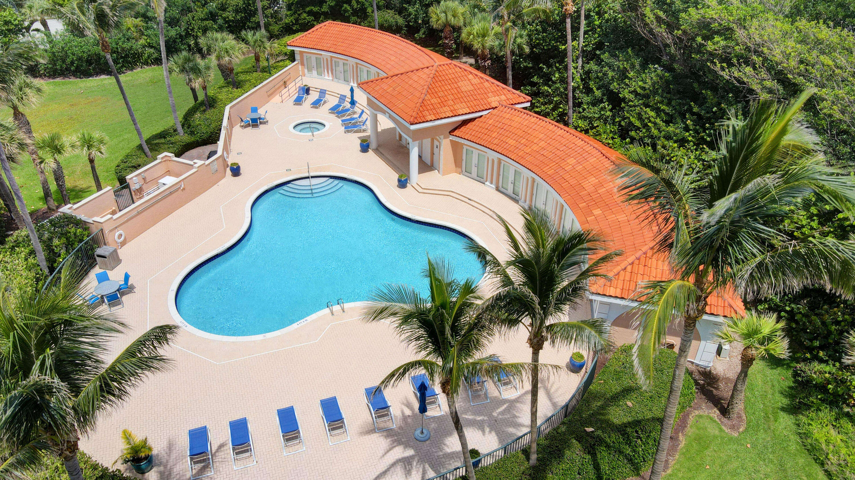 Via Delfino - Residential