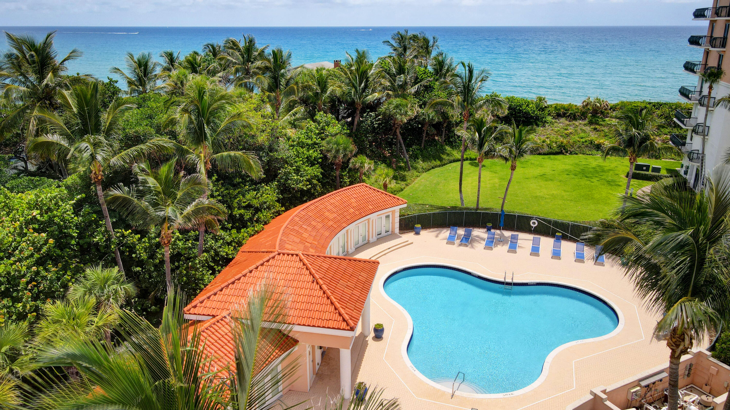 Via Delfino - Residential