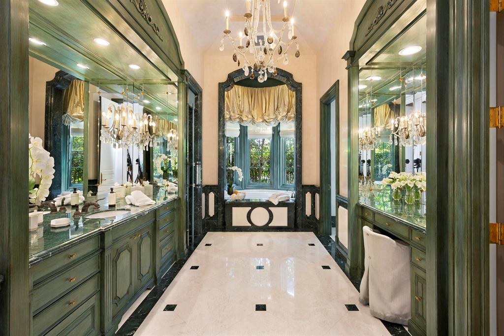 ST ANDREWS COUNTRY CLUB 2 - Residential